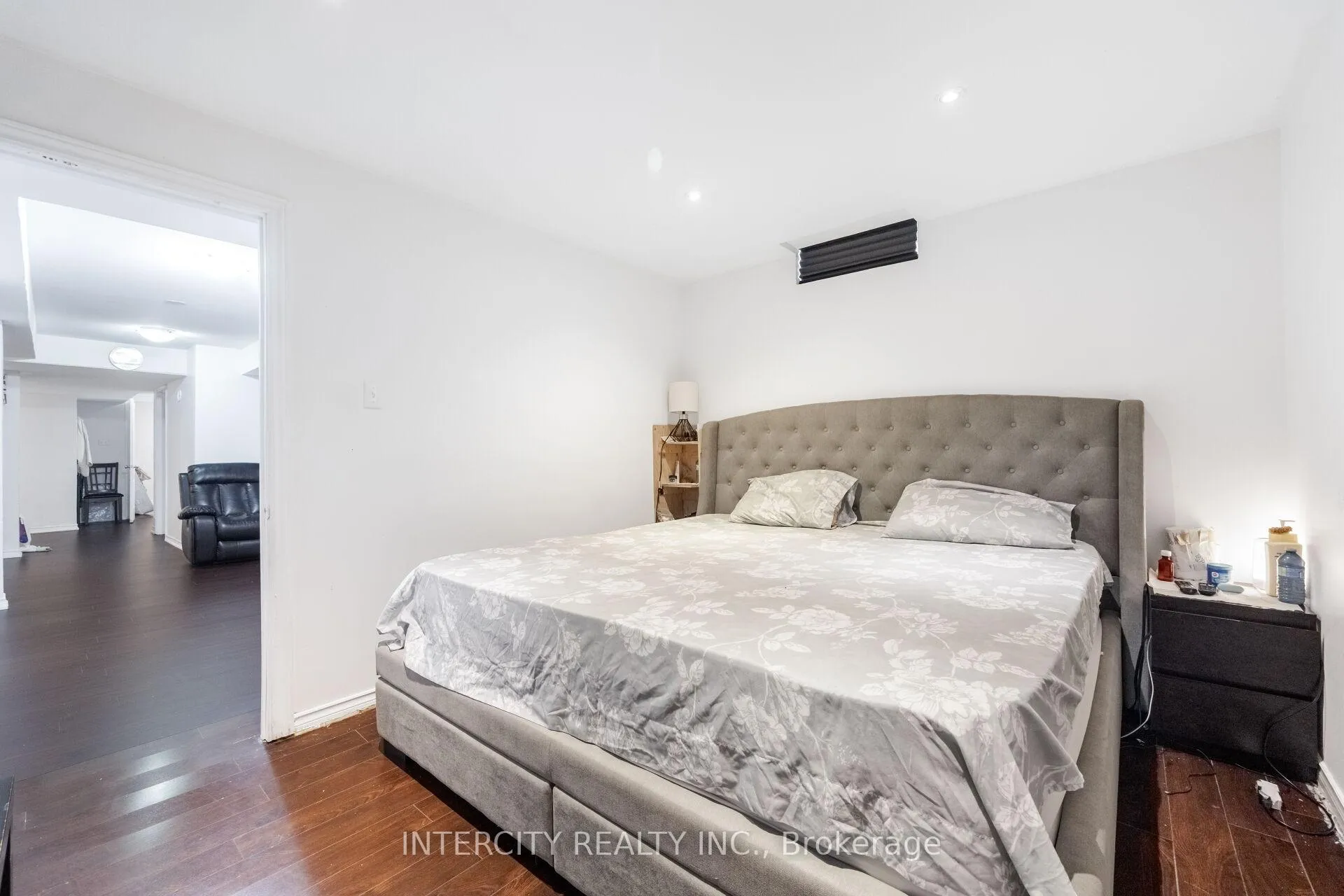 Photo 47 of 10 Capistro Street, Brampton, Fletcher's Meadow — HOMEH