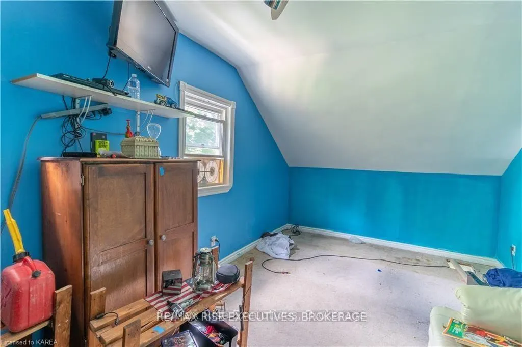 Photo 11 of 96 Drennan Street, Kingston, Rideau — HOMEH