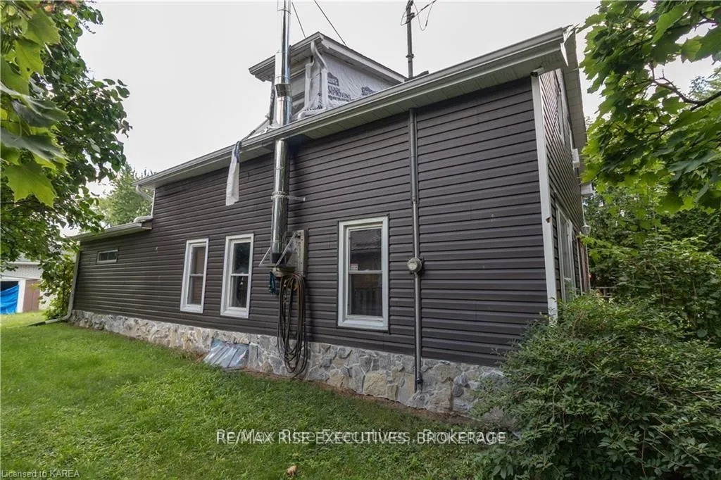 Photo 23 of 96 Drennan Street, Kingston, Rideau — HOMEH