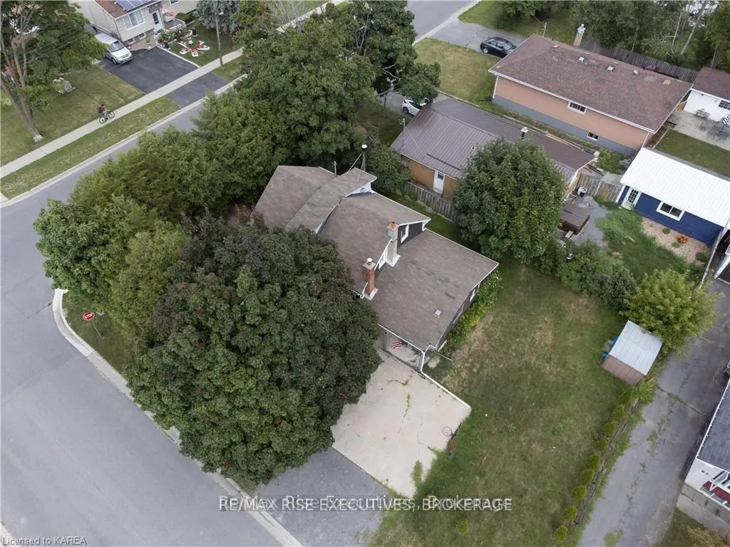 Photo 24 of 96 Drennan Street, Kingston, Rideau — HOMEH