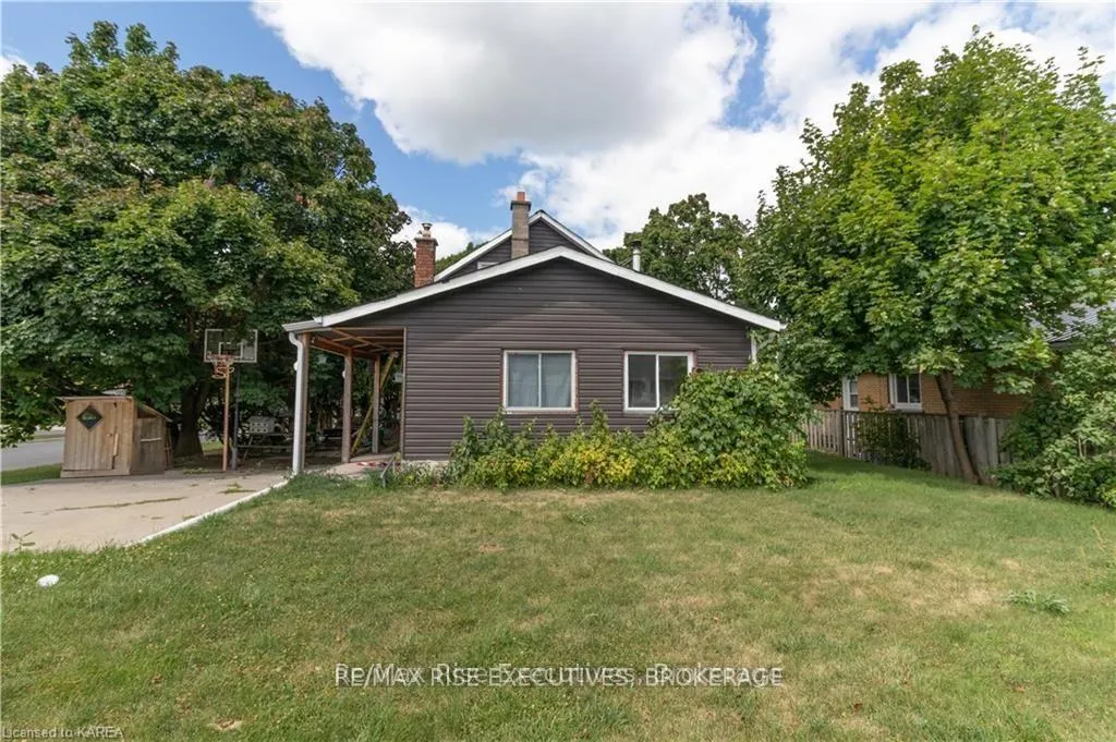 Photo 25 of 96 Drennan Street, Kingston, Rideau — HOMEH