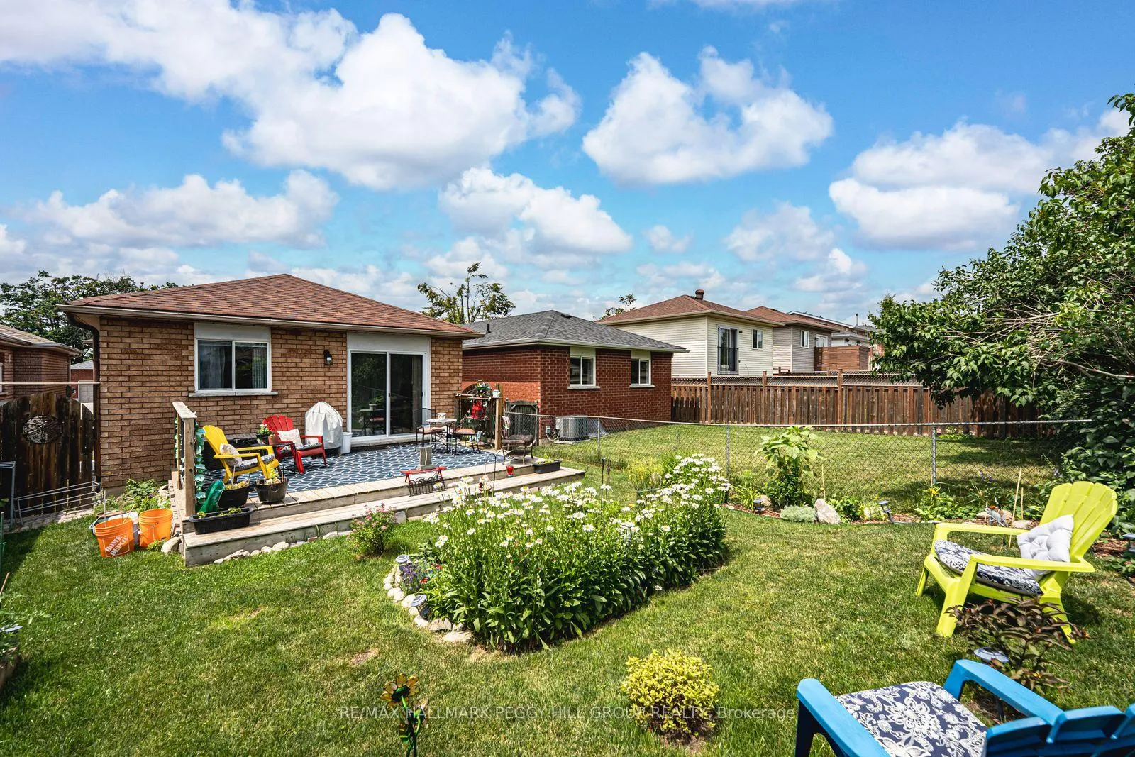 Photo 13 of 132 Benson Drive, Barrie, Northwest — HOMEH