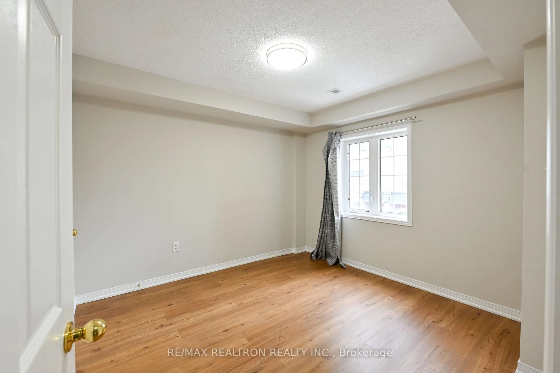 Photo 18 of 73 Eastern Skies Way, Markham, Wismer — HOMEH