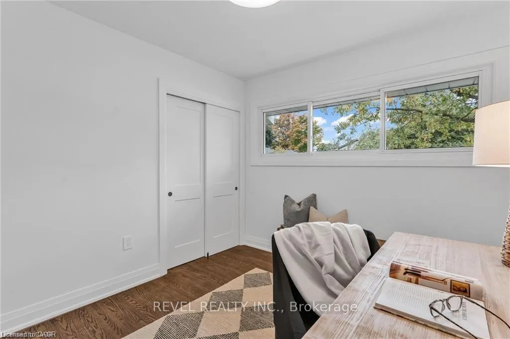 Photo 19 of 95 Seneca Drive, Hamilton, Ancaster — HOMEH
