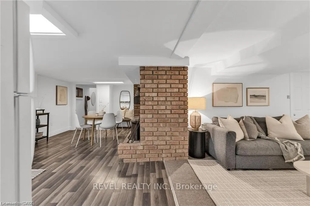 Photo 28 of 95 Seneca Drive, Hamilton, Ancaster — HOMEH
