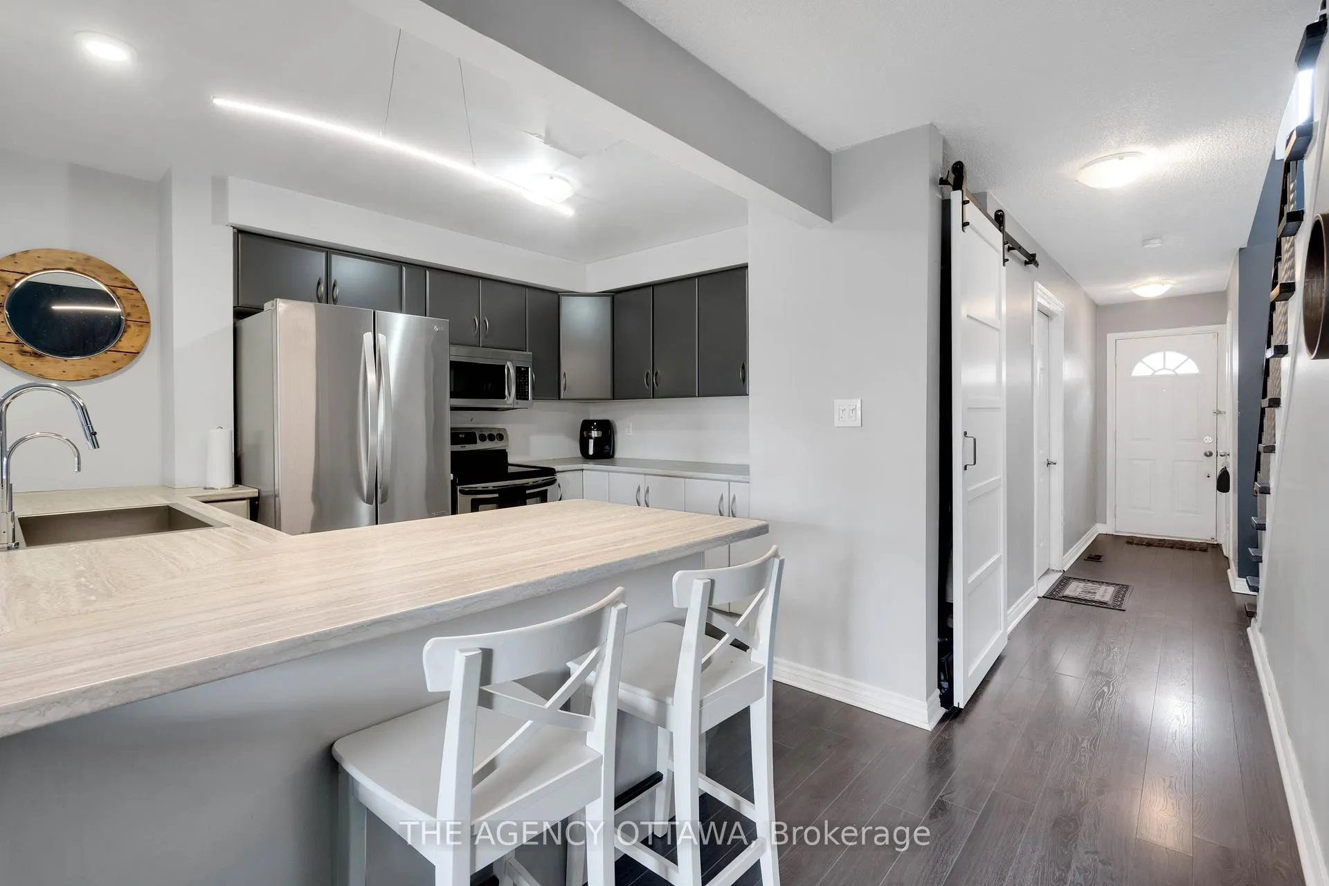 Photo 14 of Unit 9, 10 Collins Crescent, Brampton, Brampton North — HOMEH