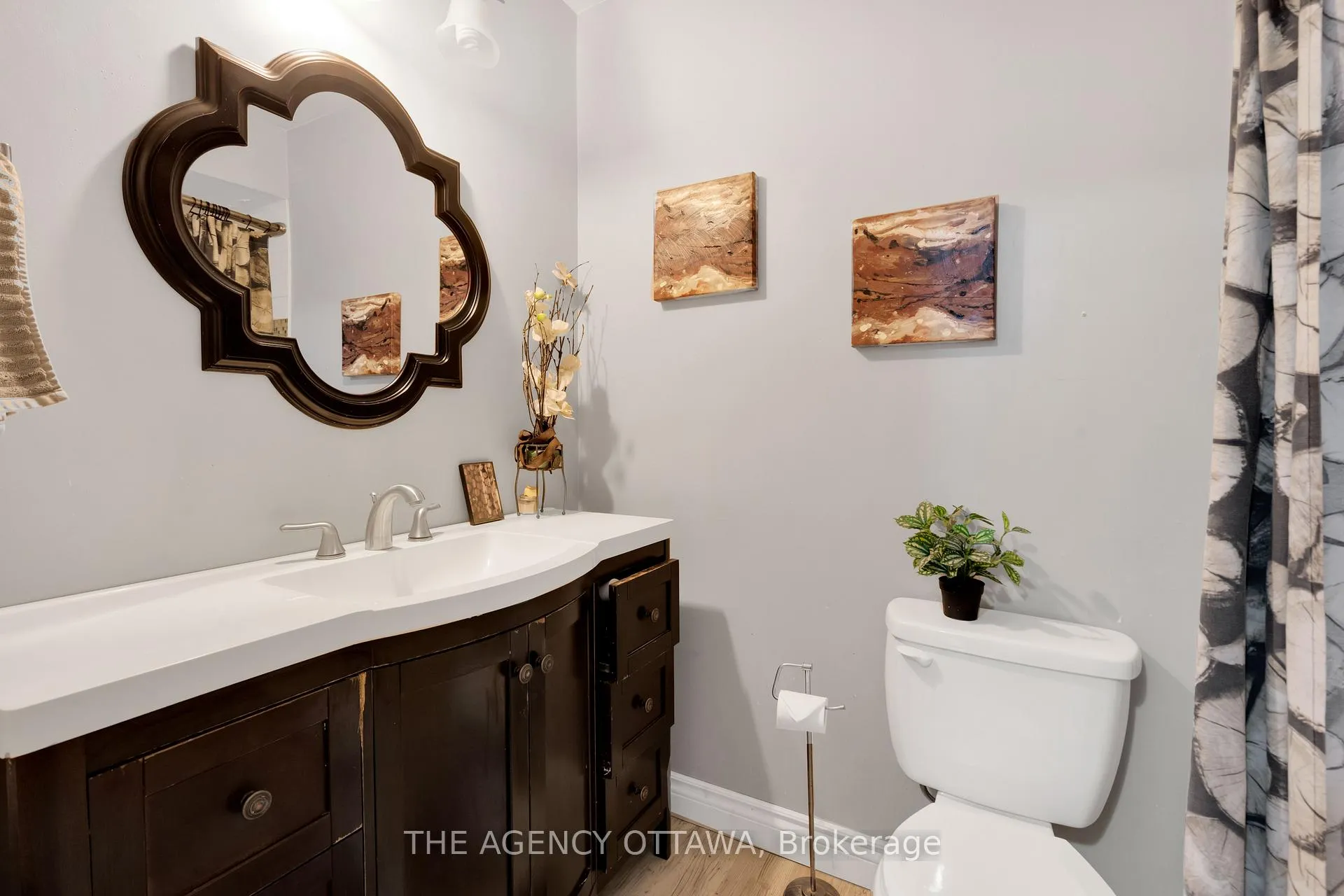 Photo 19 of Unit 9, 10 Collins Crescent, Brampton, Brampton North — HOMEH