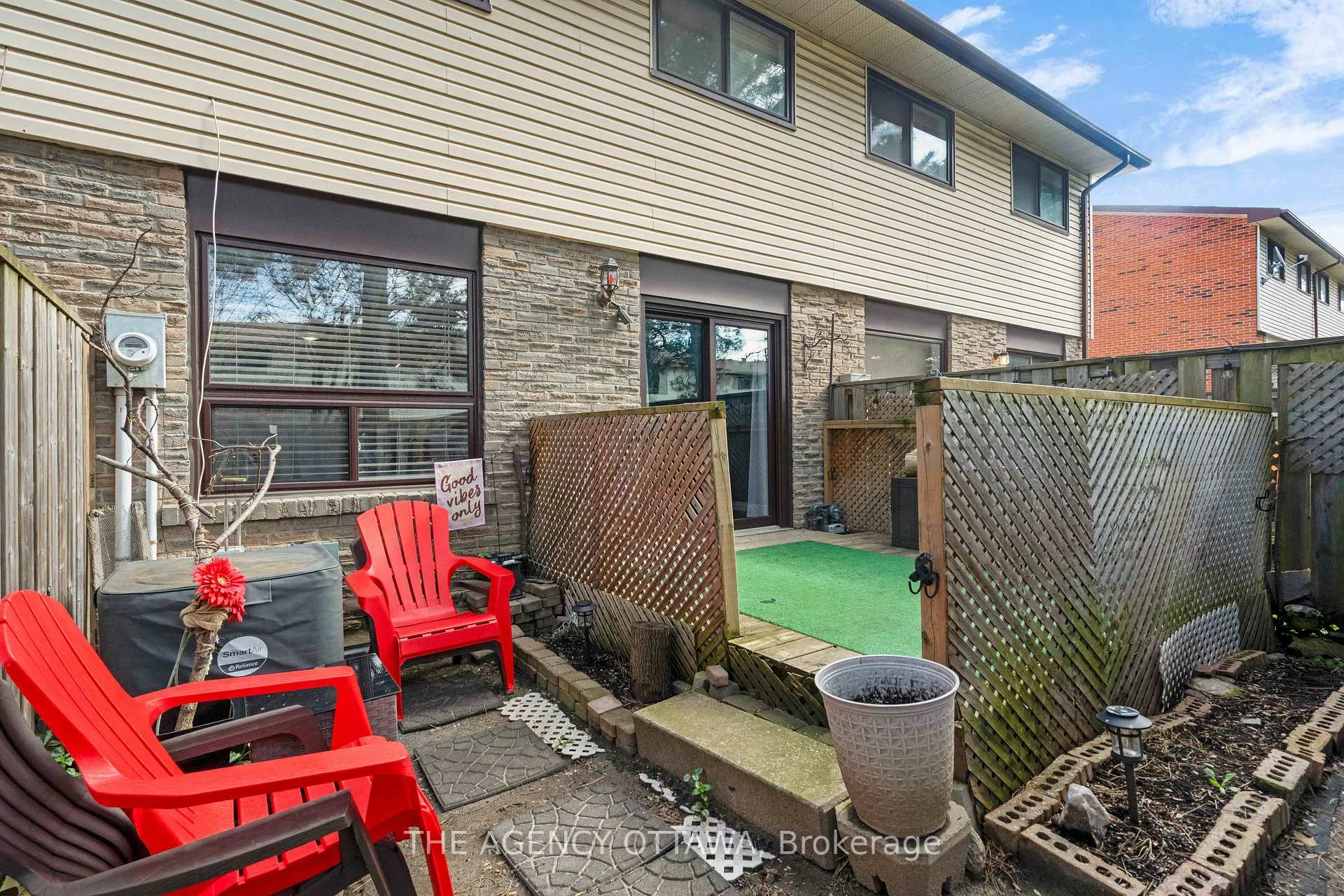 Photo 26 of Unit 9, 10 Collins Crescent, Brampton, Brampton North — HOMEH