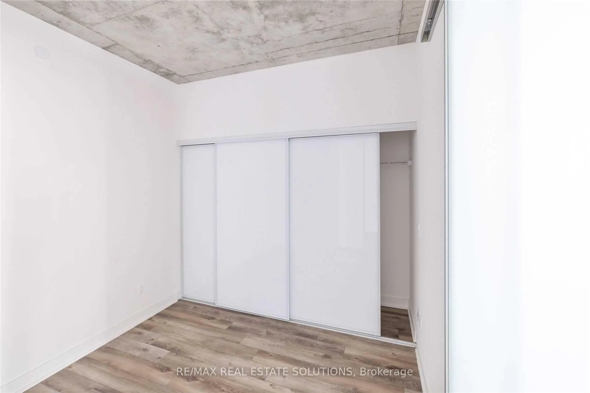 Photo 7 of Unit 722, 15 Baseball Place, Toronto, South Riverdale — HOMEH