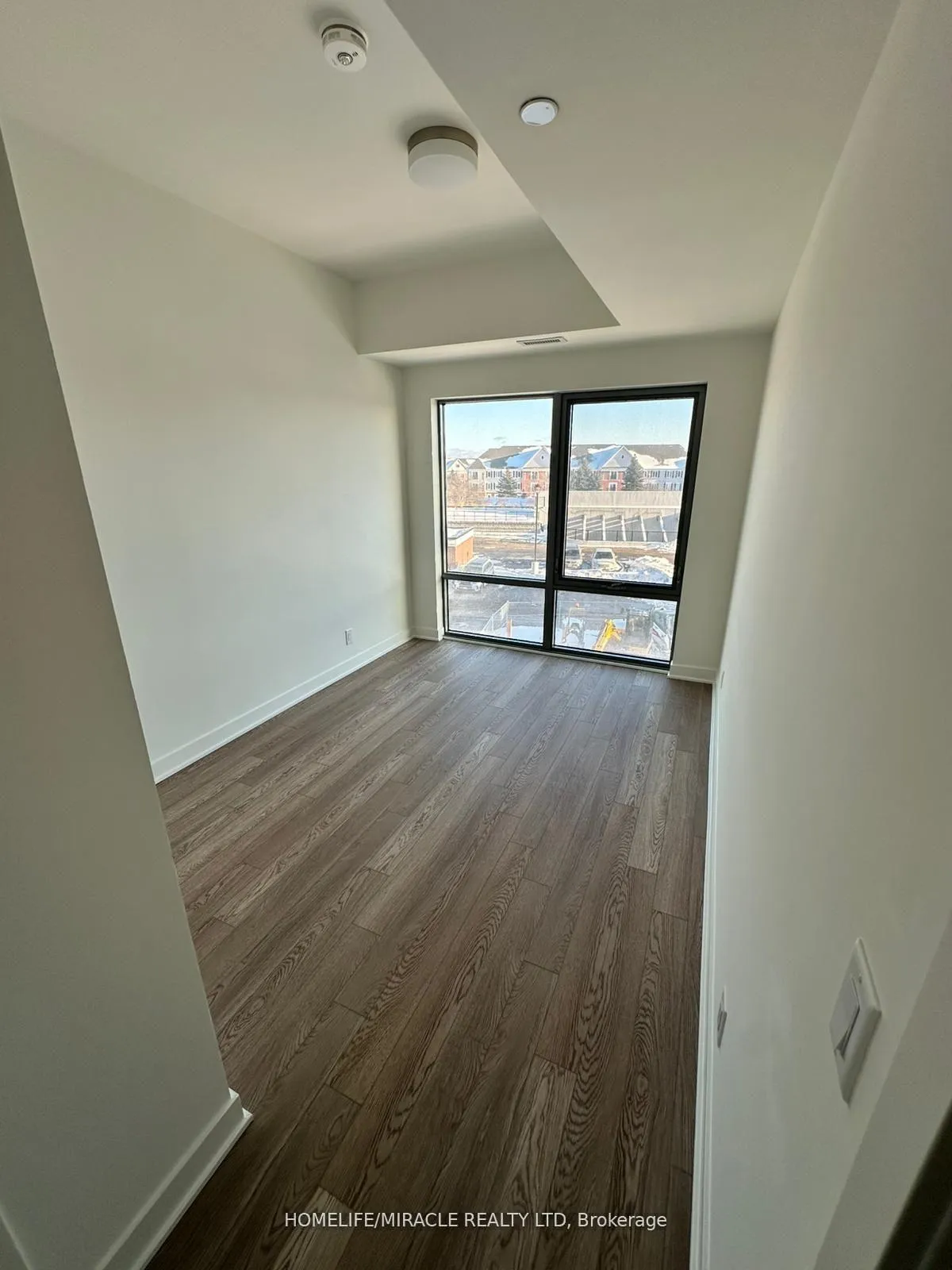 Photo 11 of Unit 323, 51 Clarington Boulevard, Clarington, Bowmanville — HOMEH
