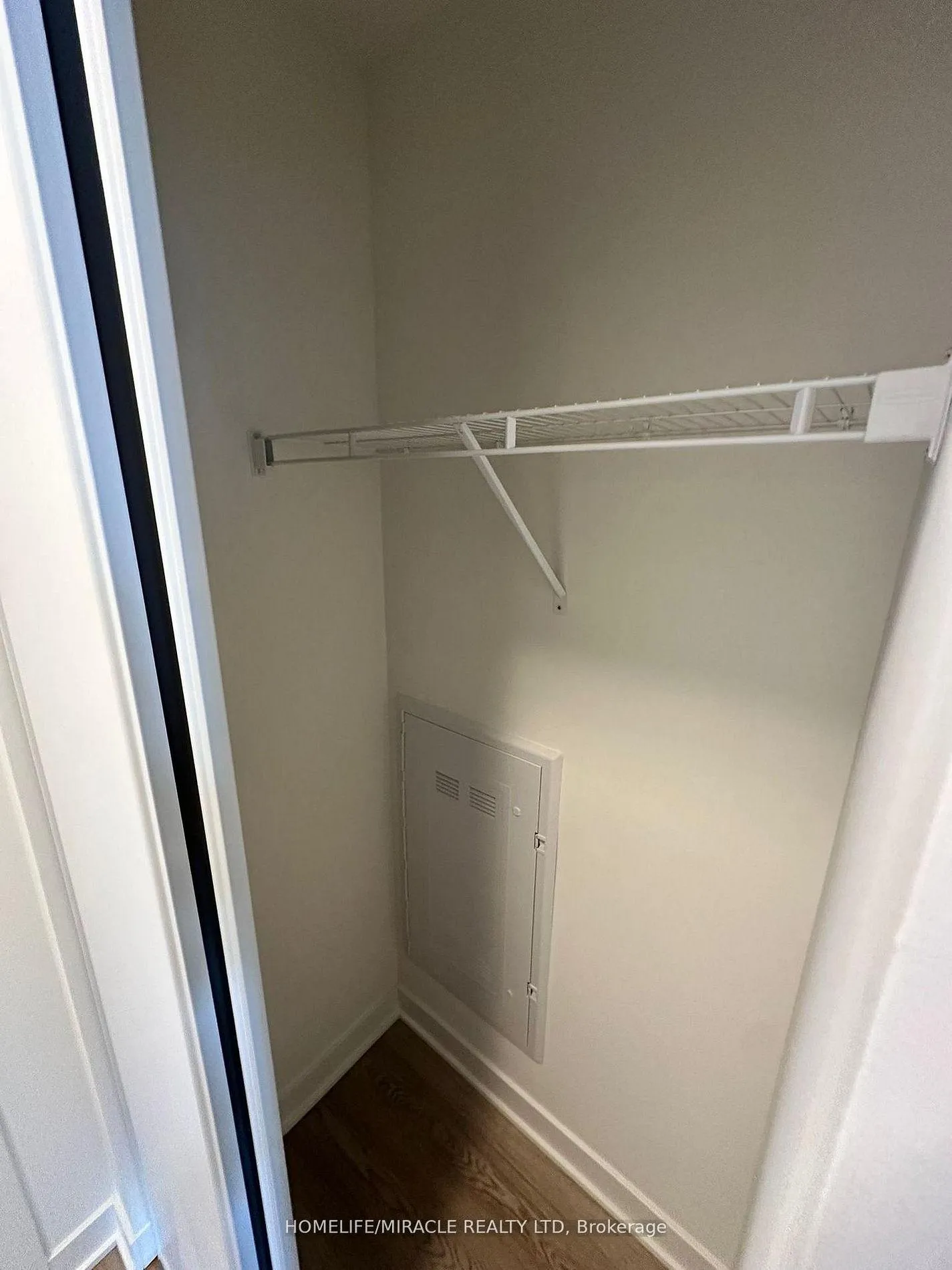 Photo 13 of Unit 323, 51 Clarington Boulevard, Clarington, Bowmanville — HOMEH