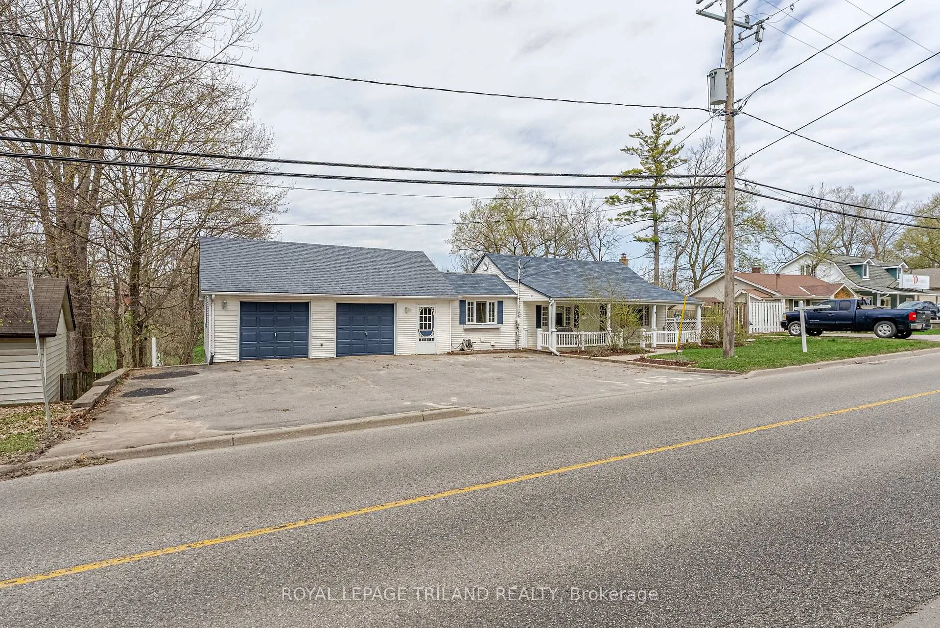 Photo 2 of 3868 Hamilton Road, Thames Centre, Dorchester — HOMEH