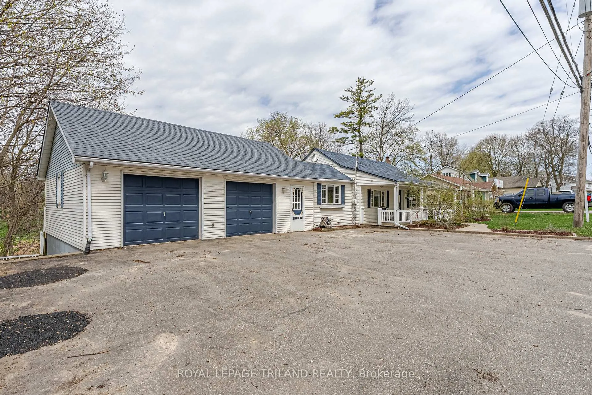 Photo 5 of 3868 Hamilton Road, Thames Centre, Dorchester — HOMEH