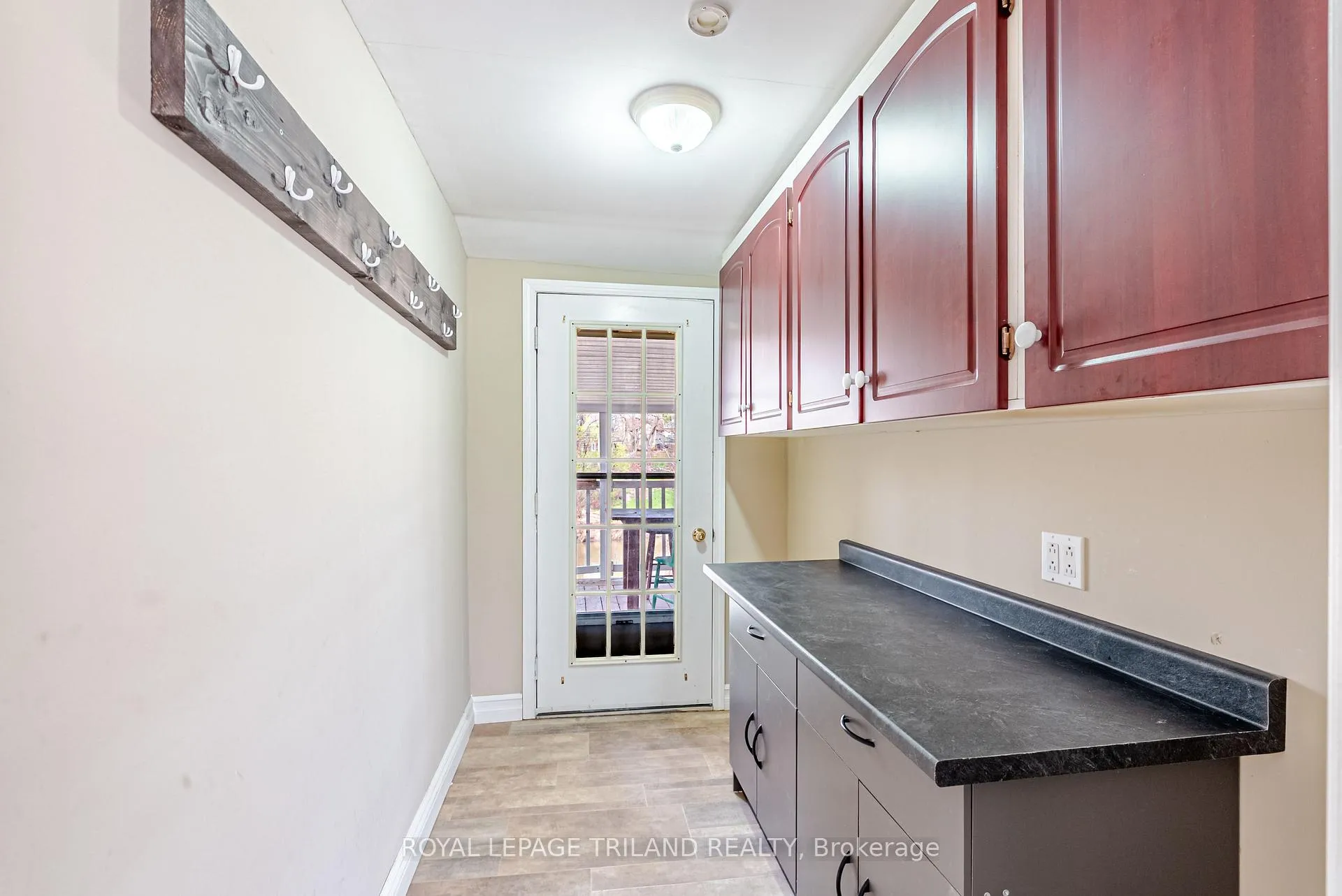 Photo 18 of 3868 Hamilton Road, Thames Centre, Dorchester — HOMEH