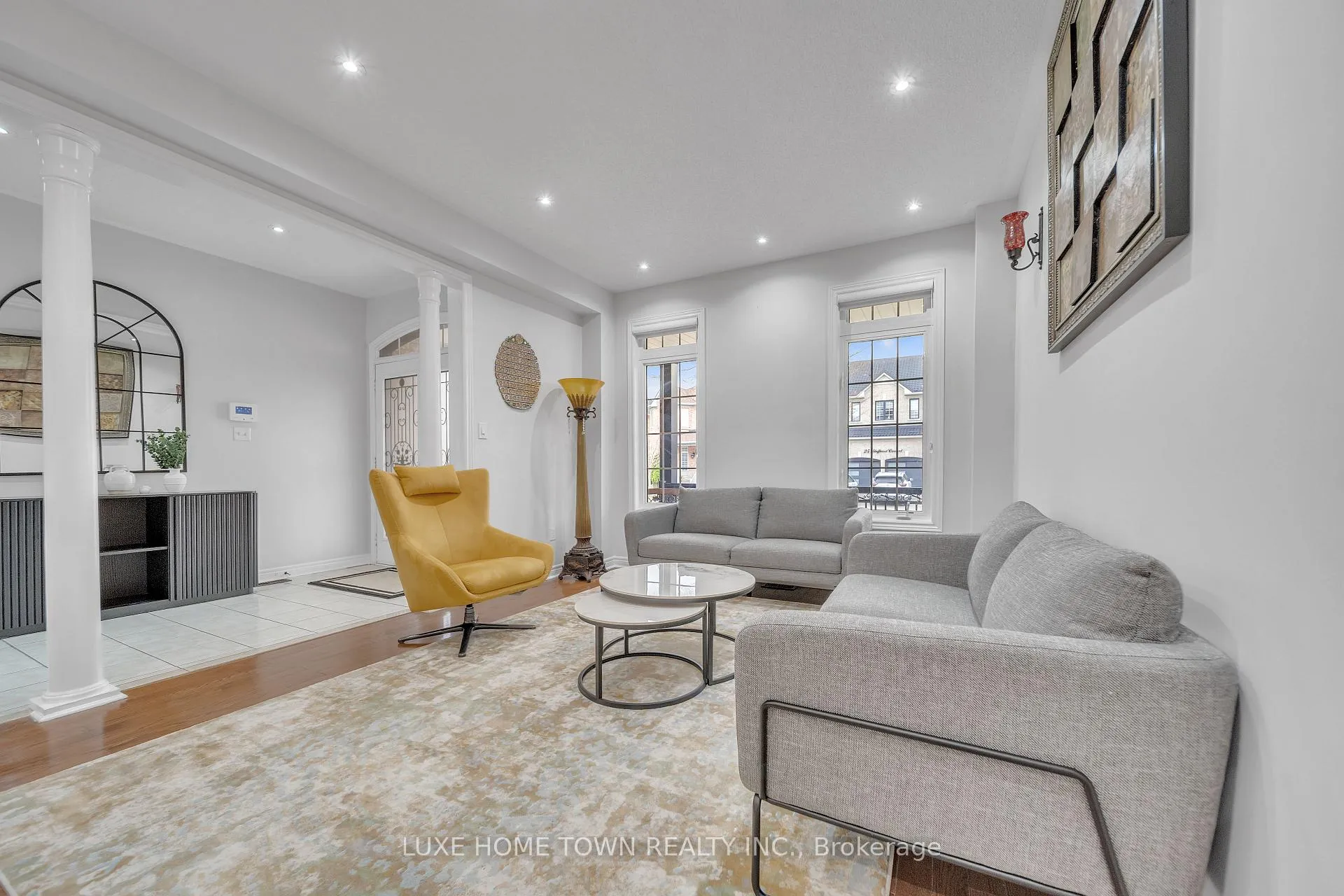 Photo 8 of 26 Bluffwood Cres E, Brampton, Bram East — HOMEH
