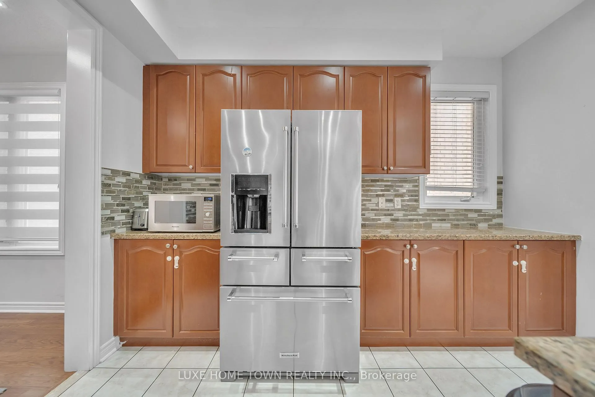 Photo 18 of 26 Bluffwood Cres E, Brampton, Bram East — HOMEH