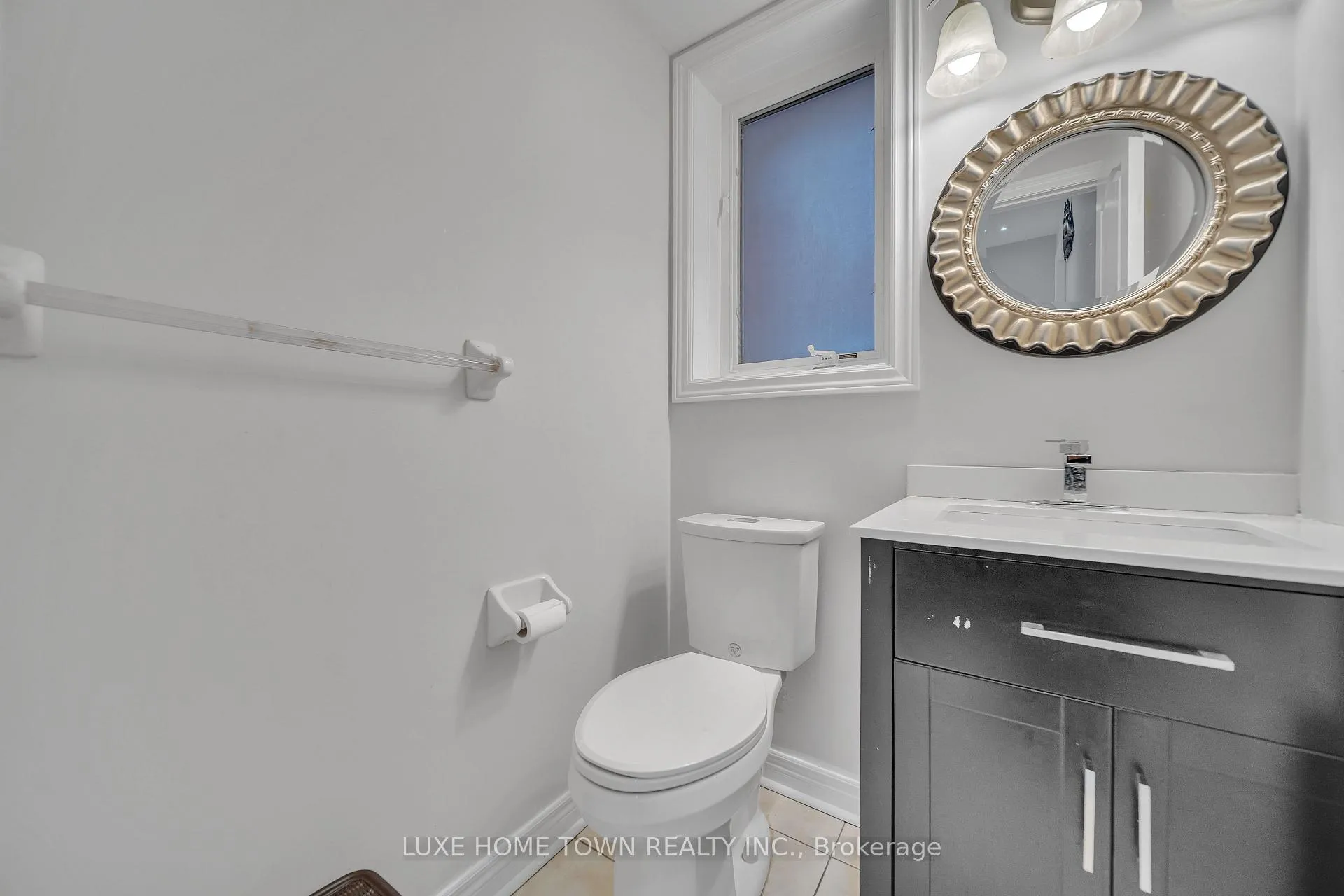 Photo 20 of 26 Bluffwood Cres E, Brampton, Bram East — HOMEH