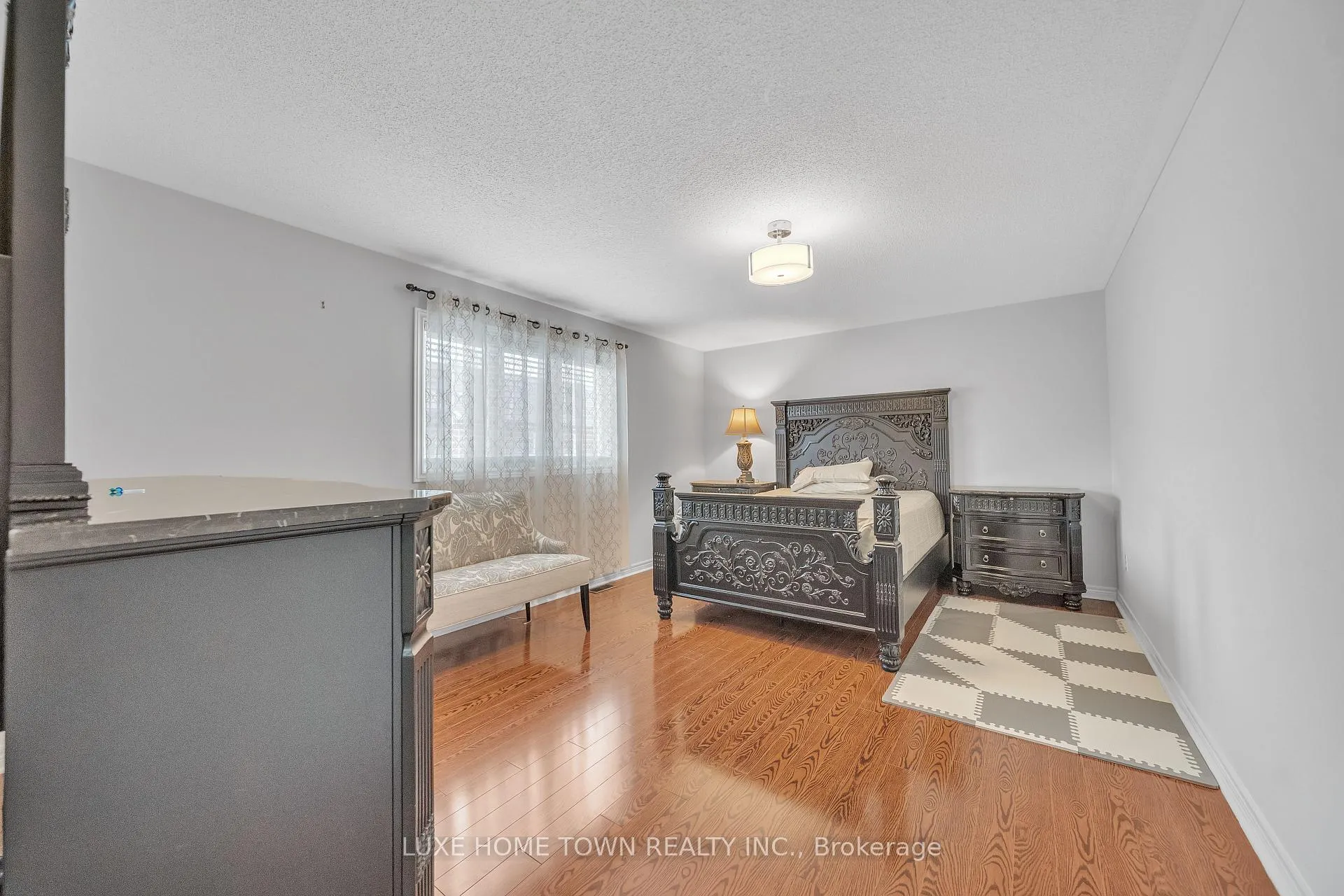 Photo 26 of 26 Bluffwood Cres E, Brampton, Bram East — HOMEH