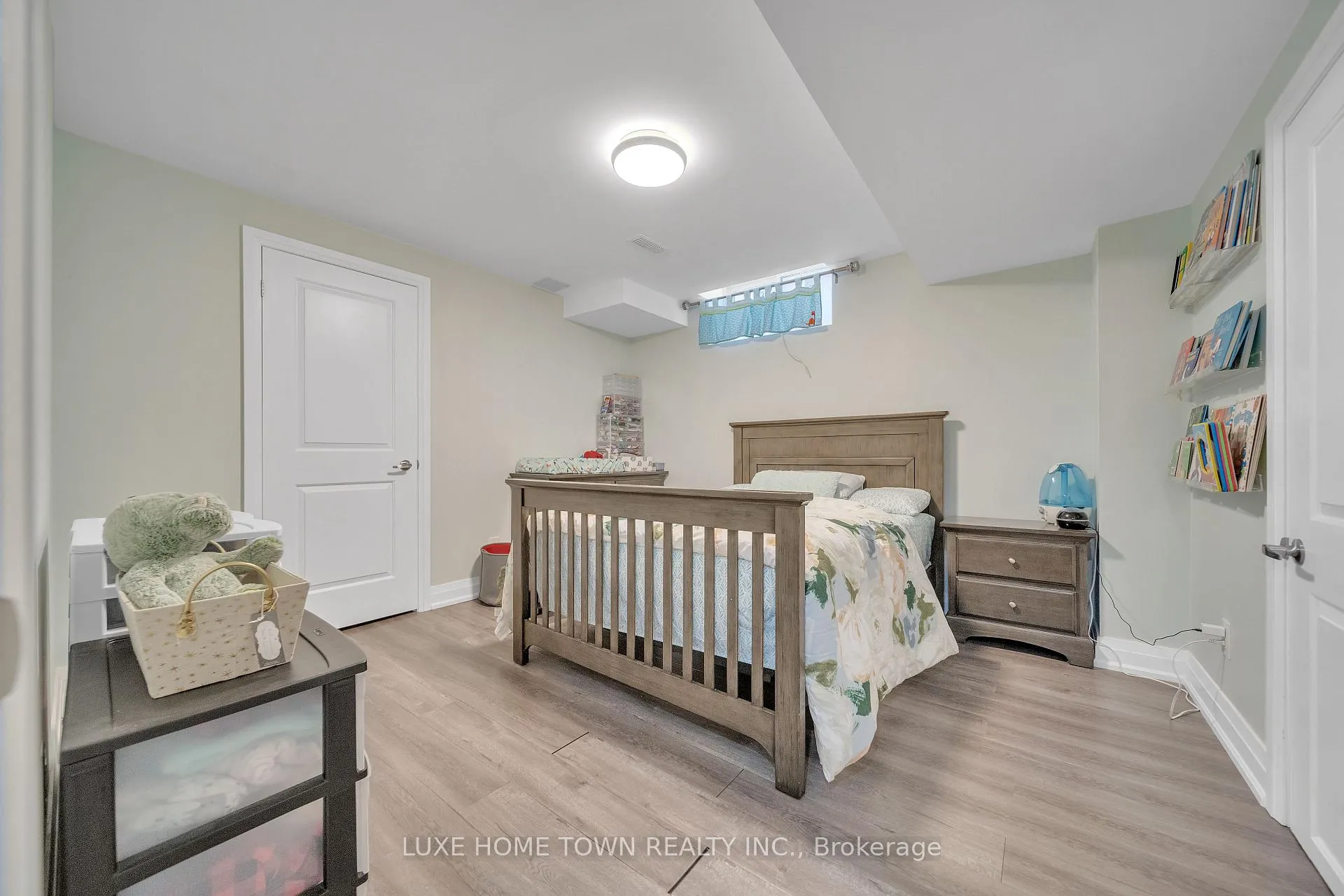 Photo 40 of 26 Bluffwood Cres E, Brampton, Bram East — HOMEH