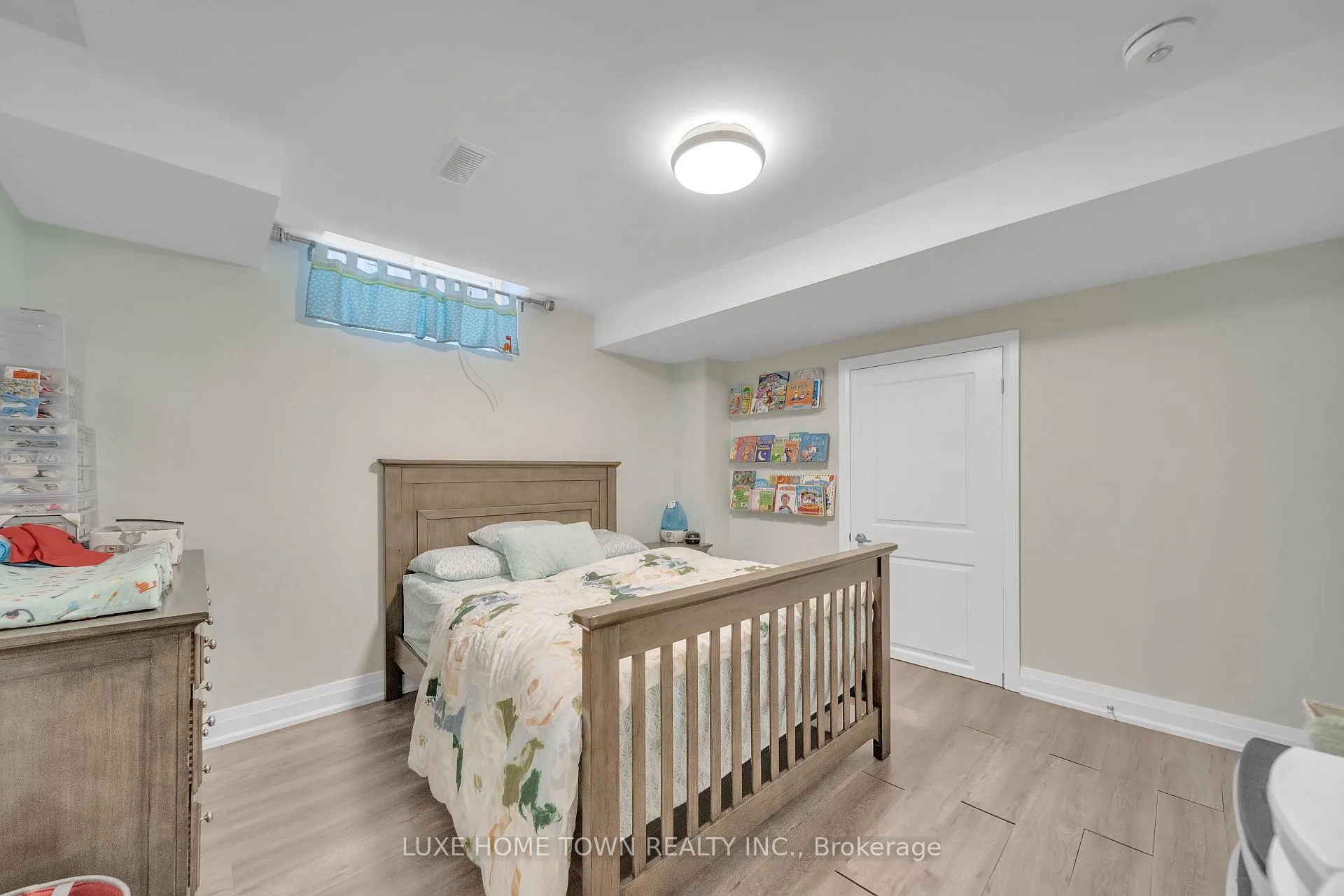 Photo 41 of 26 Bluffwood Cres E, Brampton, Bram East — HOMEH