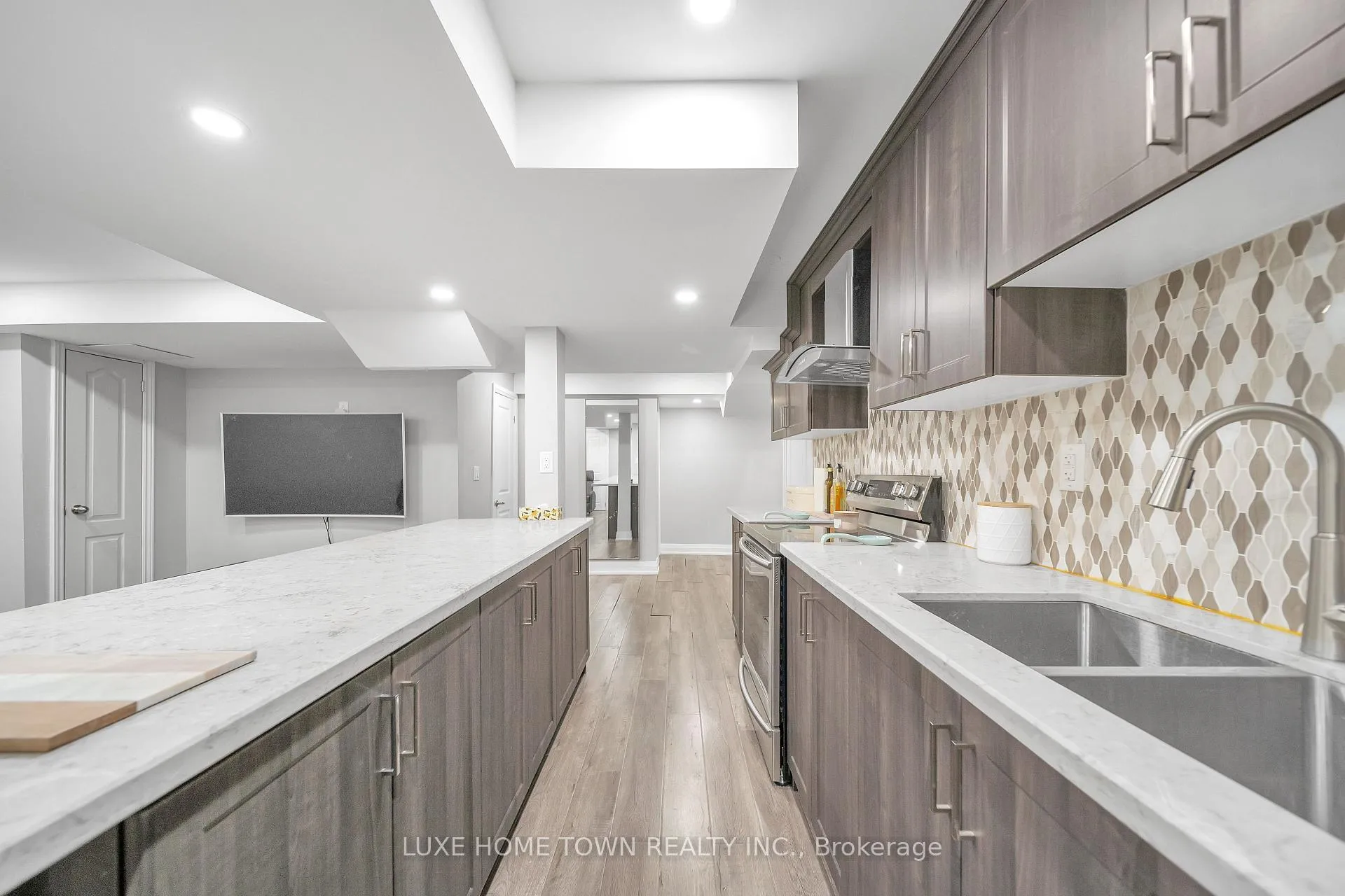 Photo 47 of 26 Bluffwood Cres E, Brampton, Bram East — HOMEH