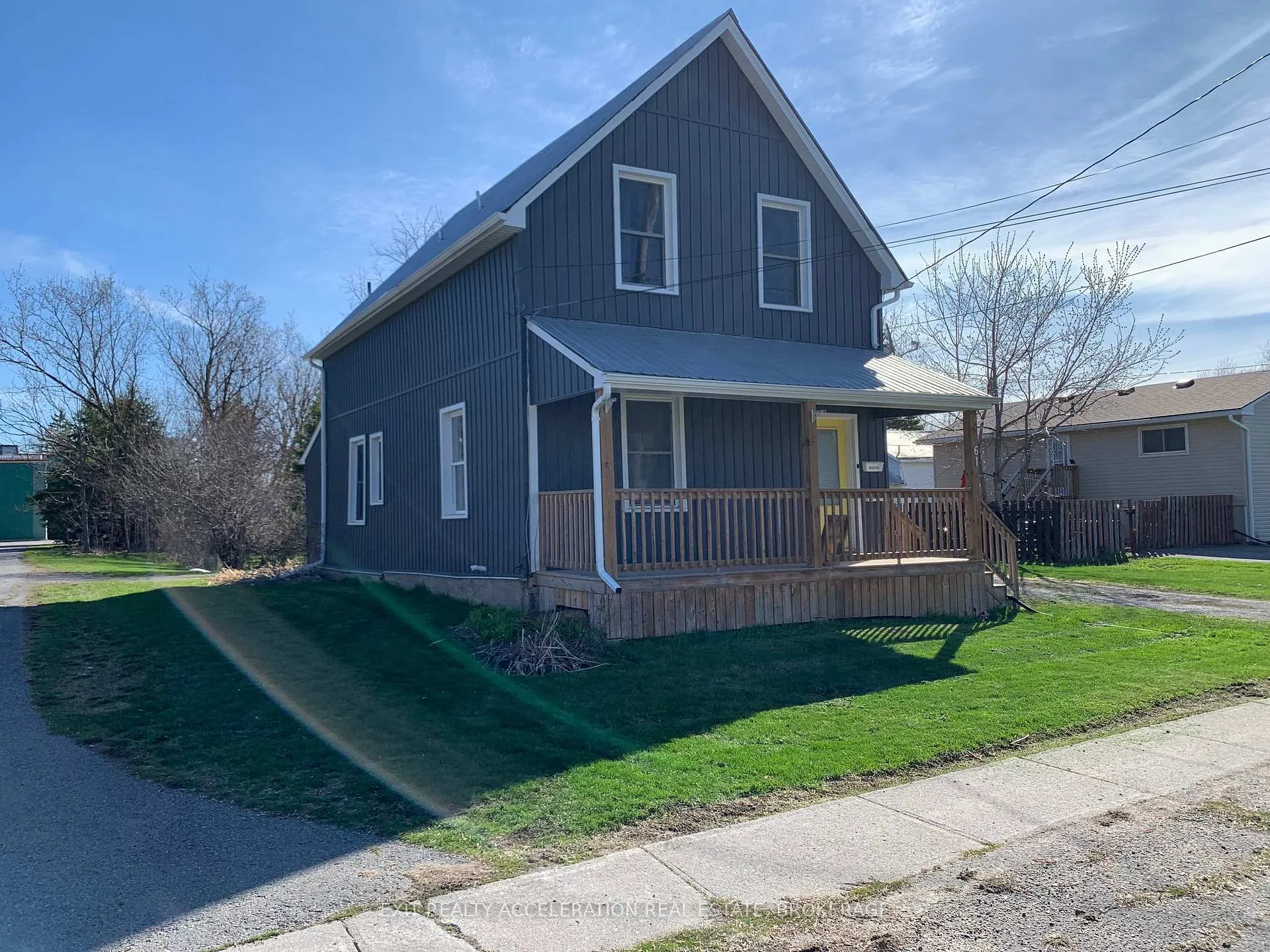 Photo 1 of 261 Robert Street, Greater Napanee — HOMEH