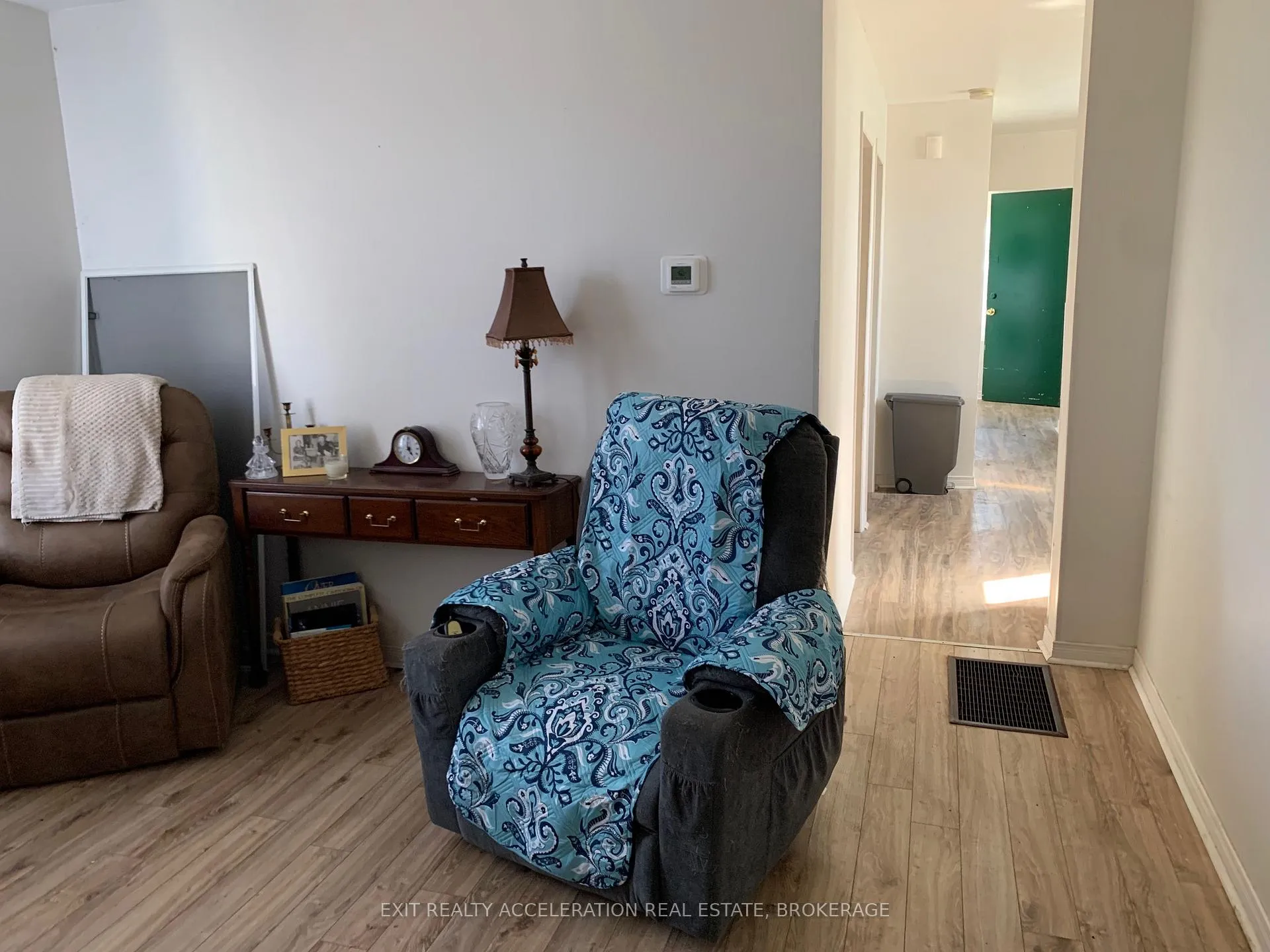 Photo 7 of 261 Robert Street, Greater Napanee — HOMEH