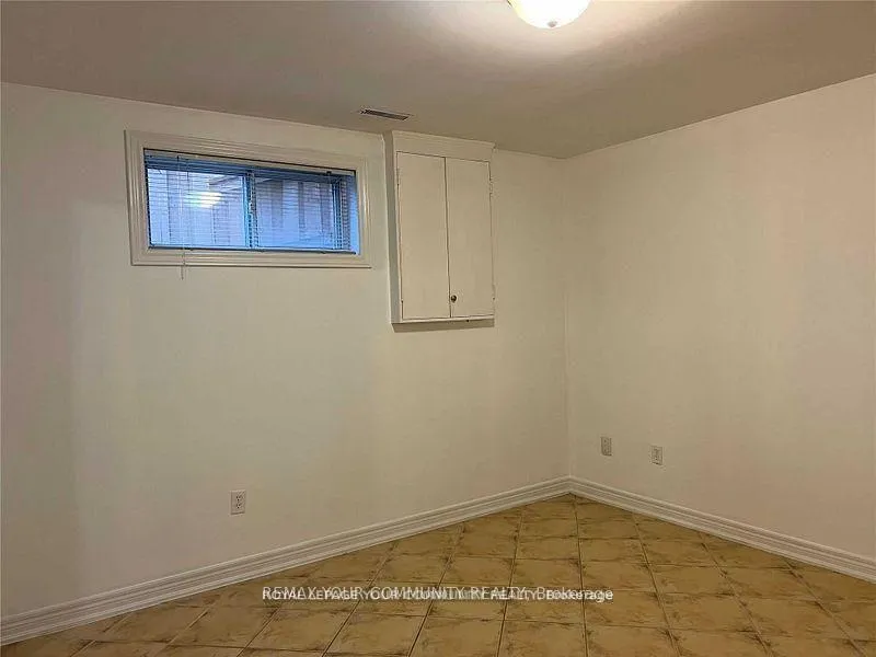 Photo 11 of Unit BSMT, 173 Jeanne Drive, Vaughan, East Woodbridge — HOMEH
