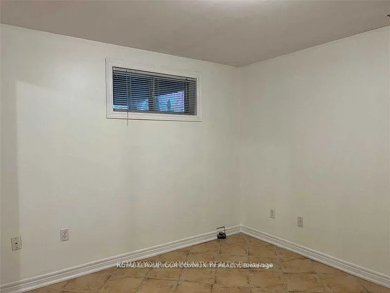 Photo 12 of Unit BSMT, 173 Jeanne Drive, Vaughan, East Woodbridge — HOMEH