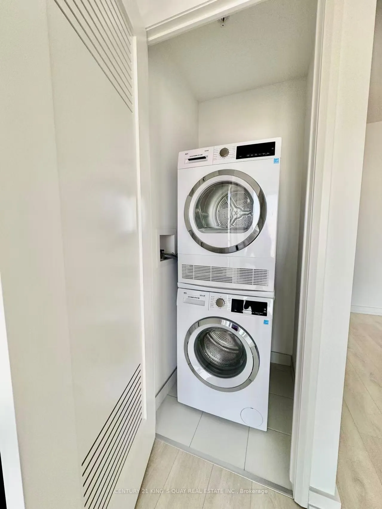 Photo 18 of Unit 2603, 75 James Street S, Hamilton, Corktown — HOMEH