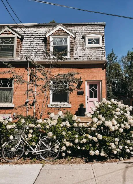 Photo 1 of 32 Sackville Place, Toronto, Cabbagetown-South St. James Town — HOMEH