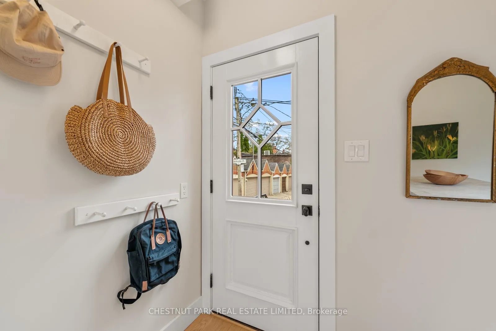 Photo 3 of 32 Sackville Place, Toronto, Cabbagetown-South St. James Town — HOMEH
