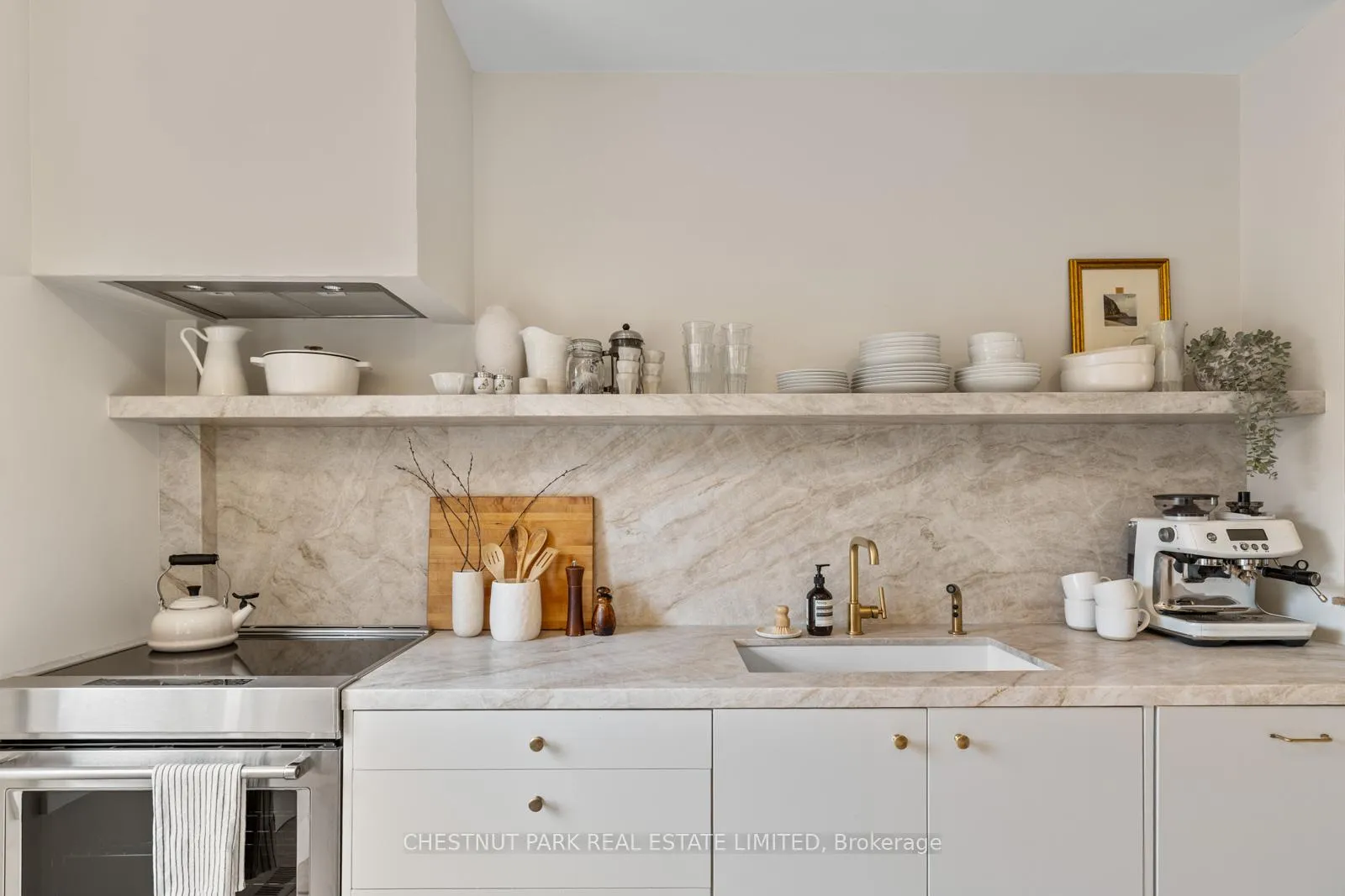 Photo 6 of 32 Sackville Place, Toronto, Cabbagetown-South St. James Town — HOMEH