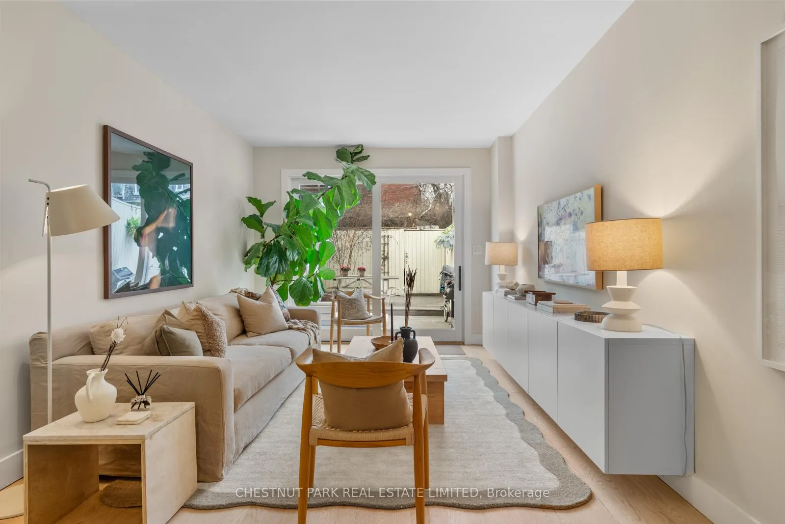 Photo 12 of 32 Sackville Place, Toronto, Cabbagetown-South St. James Town — HOMEH
