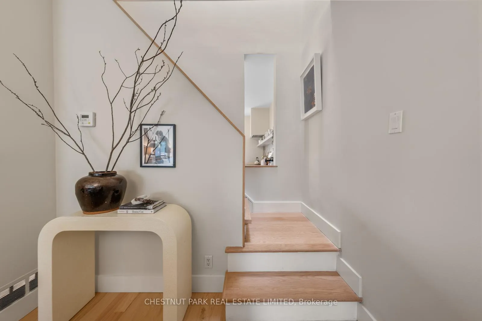Photo 15 of 32 Sackville Place, Toronto, Cabbagetown-South St. James Town — HOMEH