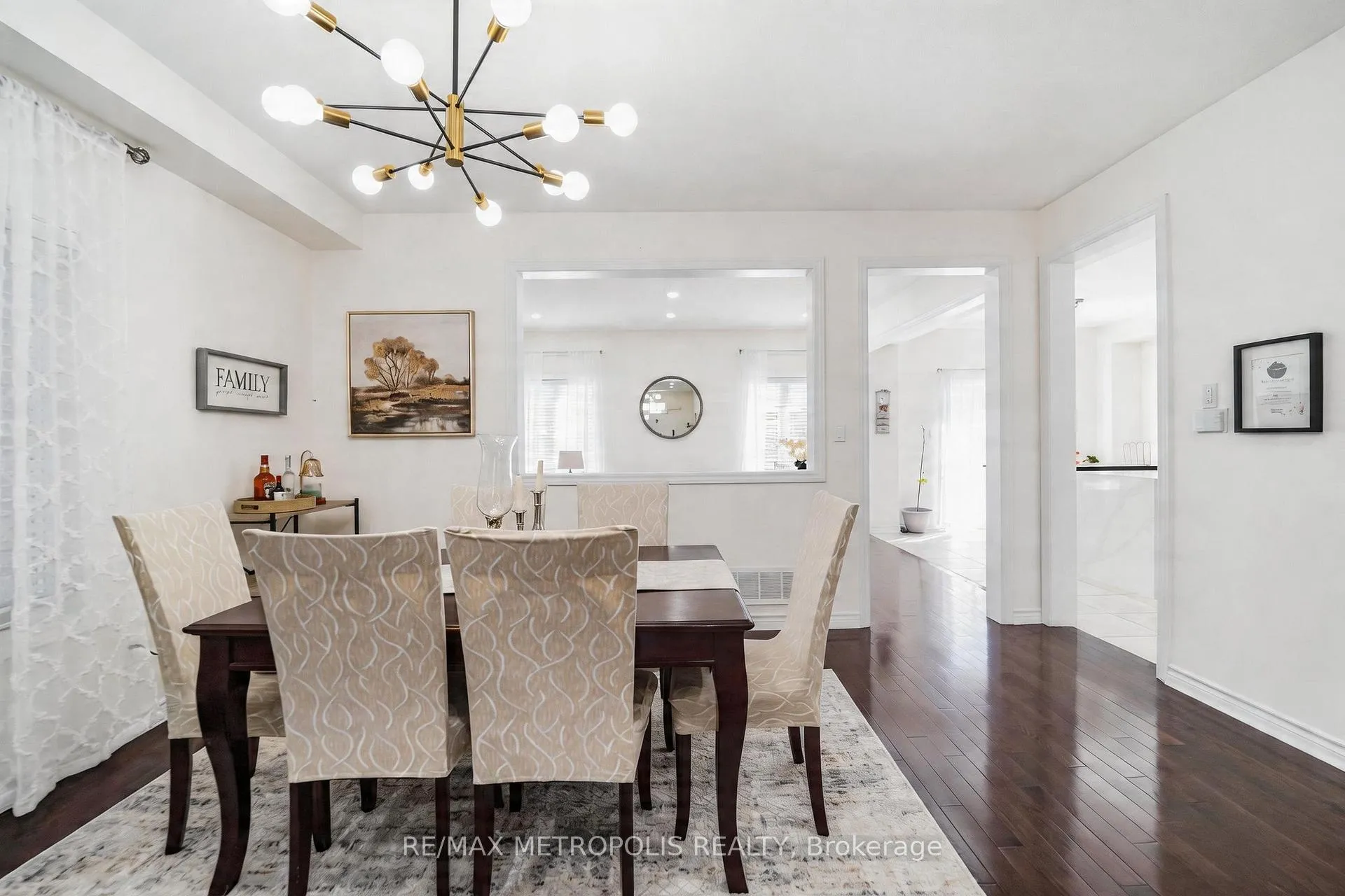 Photo 16 of 82 Mcroberts Crescent, Clarington, Courtice — HOMEH