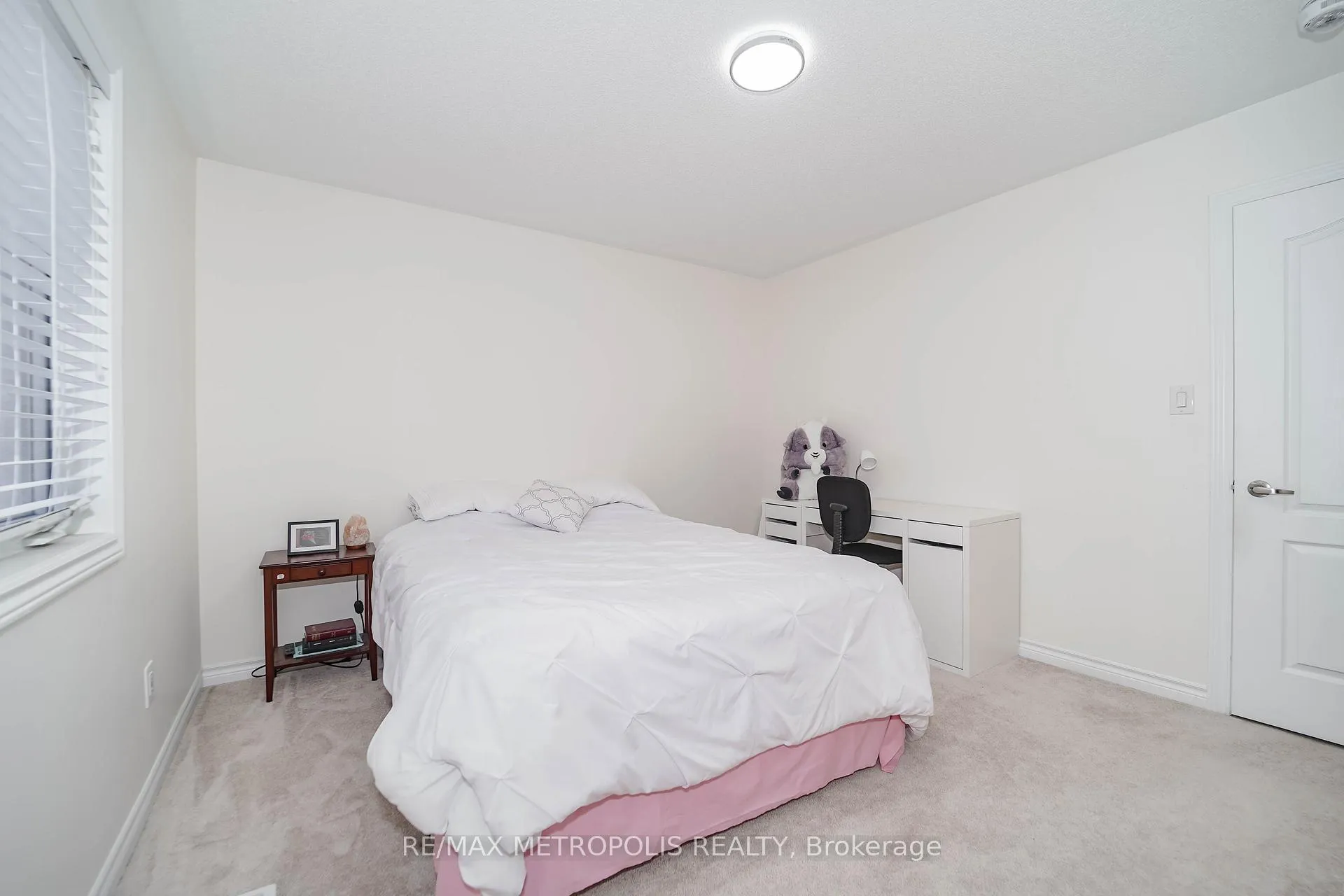 Photo 28 of 82 Mcroberts Crescent, Clarington, Courtice — HOMEH