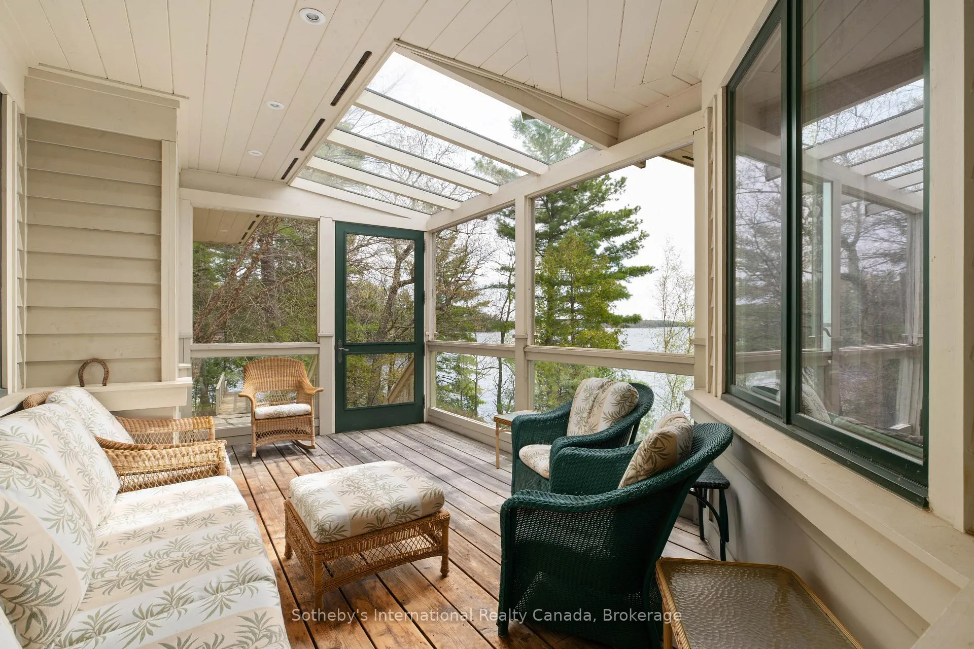 Photo 16 of Unit Point Cottage, 1250 Waldmere Road, Bracebridge, Monck (Bracebridge) — HOMEH