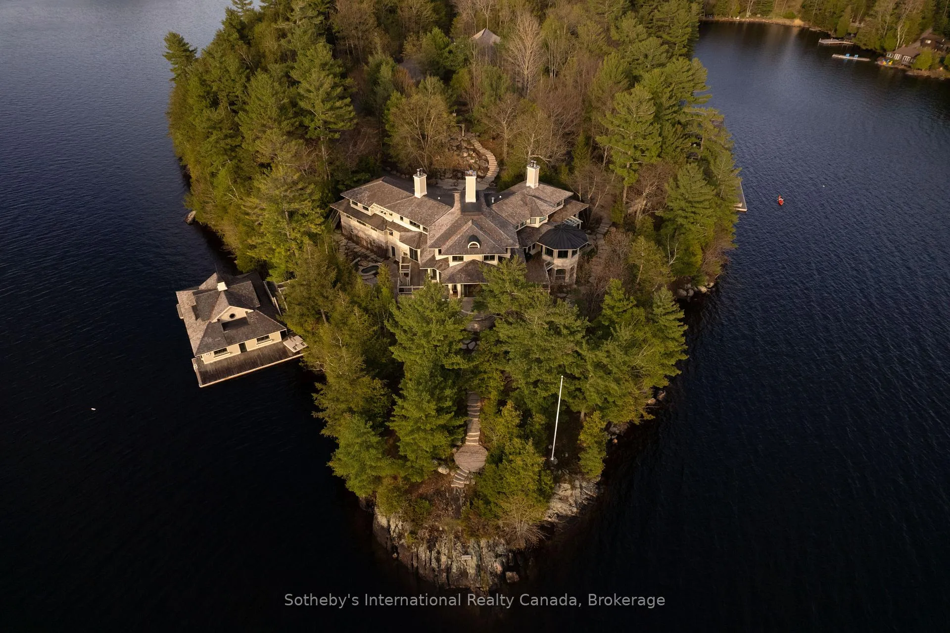 Photo 41 of Unit Point Cottage, 1250 Waldmere Road, Bracebridge, Monck (Bracebridge) — HOMEH