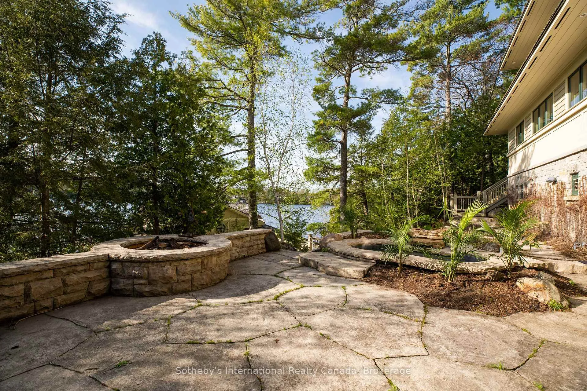 Photo 45 of Unit Point Cottage, 1250 Waldmere Road, Bracebridge, Monck (Bracebridge) — HOMEH