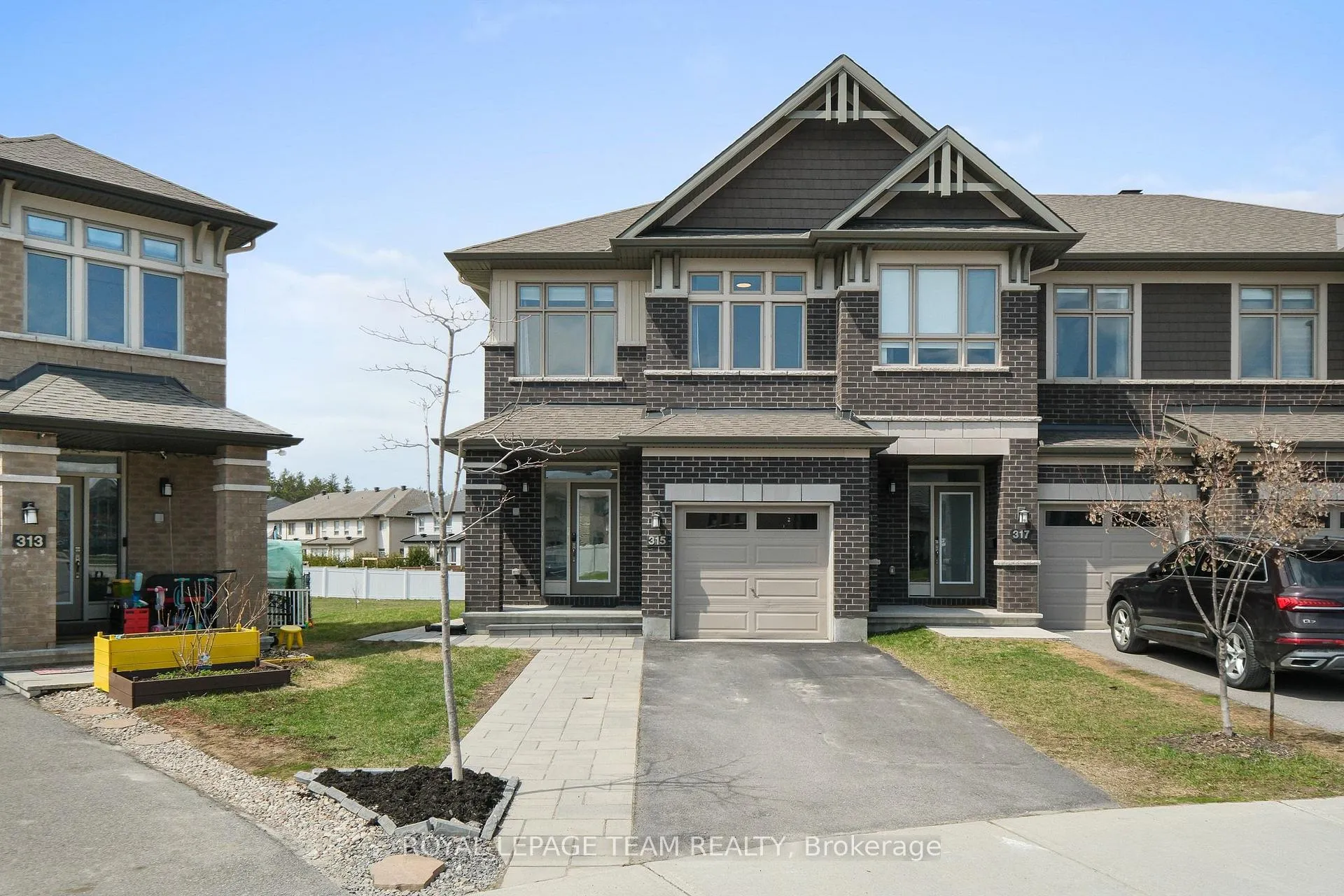 Photo 1 of 315 Big Dipper Street, Ottawa, Riverside South/Gloucester Glen — HOMEH