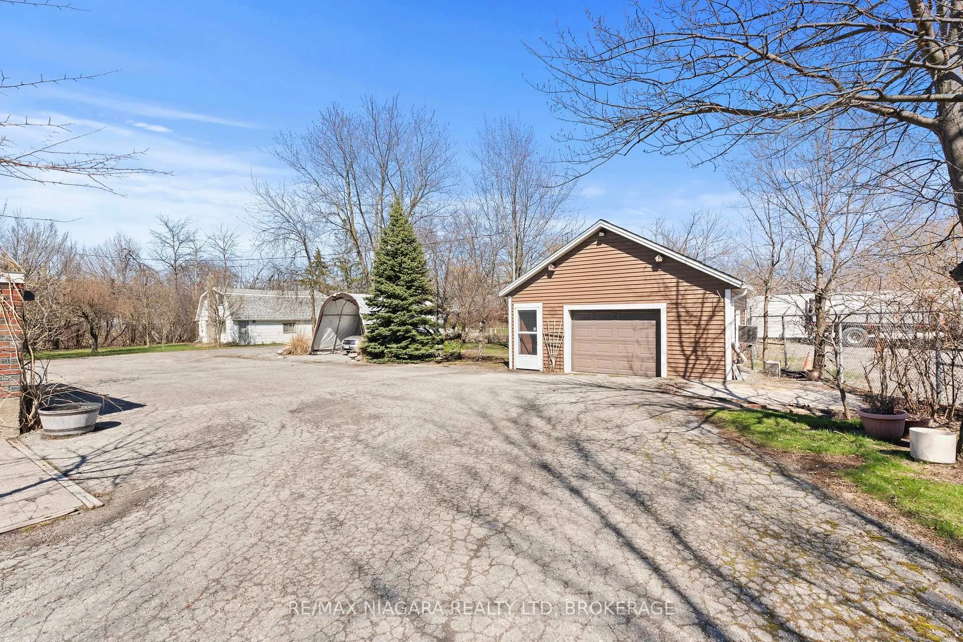 Photo 4 of 184 Cushman Road, St. Catharines, Cushman/Industrial — HOMEH