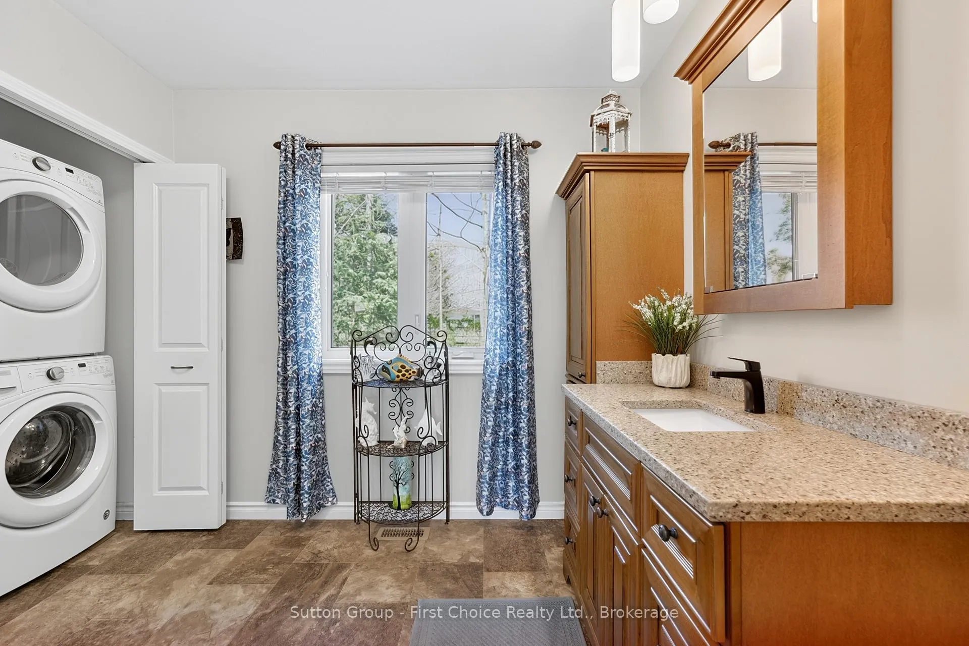 Photo 15 of 820 Wilson Avenue, Huron-Kinloss — HOMEH