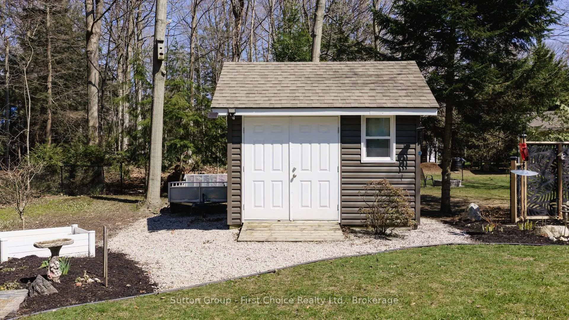Photo 29 of 820 Wilson Avenue, Huron-Kinloss — HOMEH