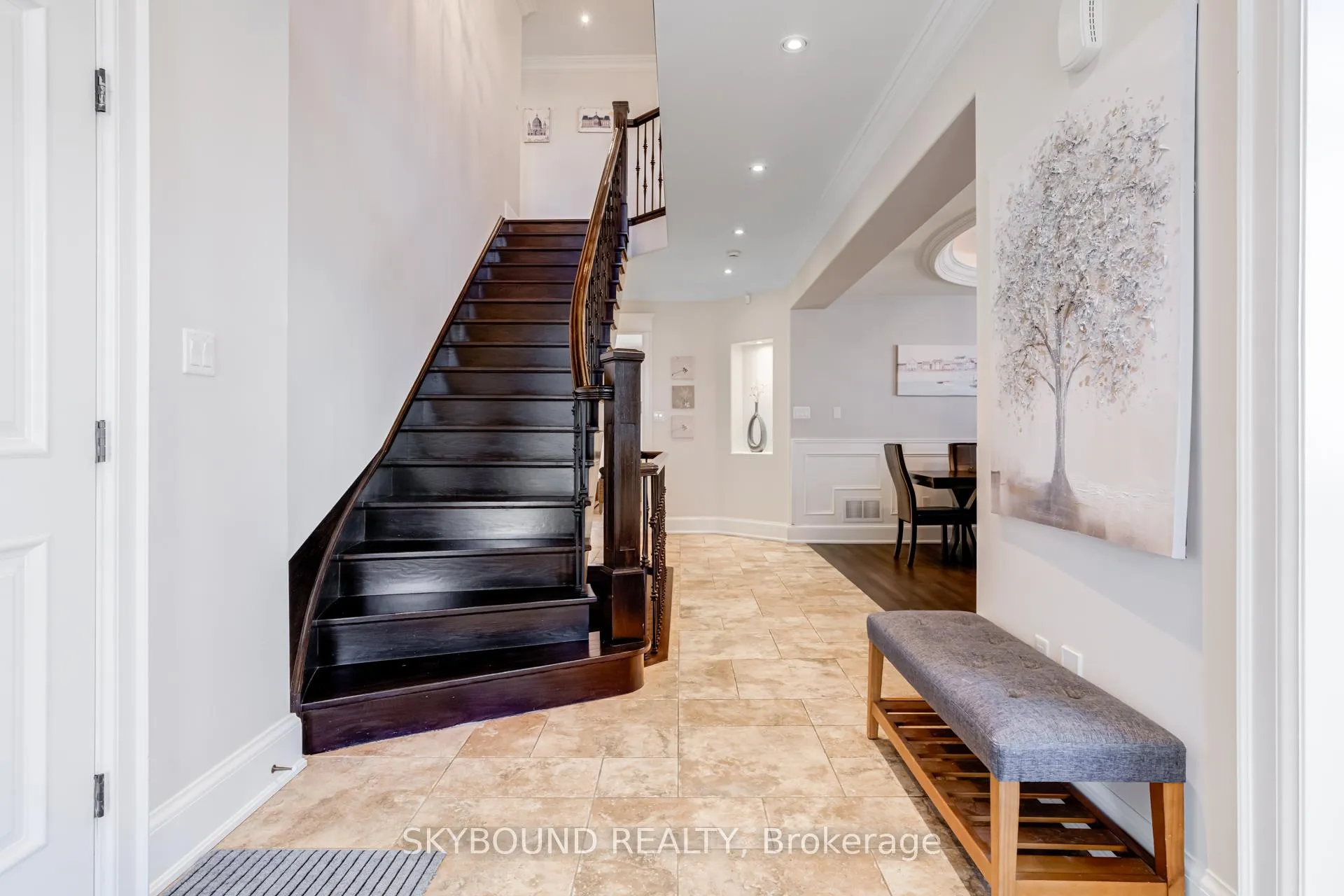 Photo 7 of 101 Seabreeze Crescent, Hamilton, Stoney Creek — HOMEH