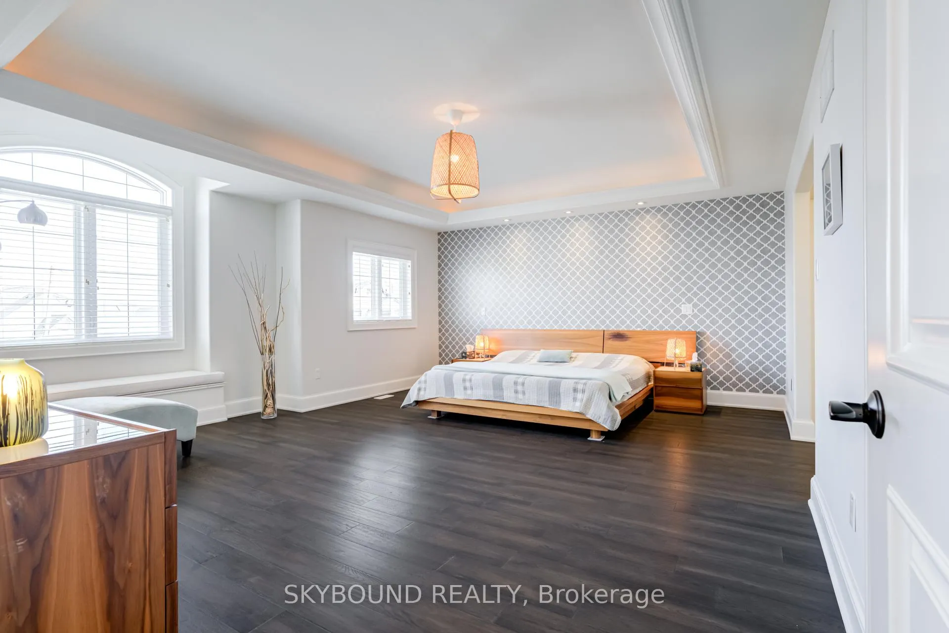 Photo 25 of 101 Seabreeze Crescent, Hamilton, Stoney Creek — HOMEH