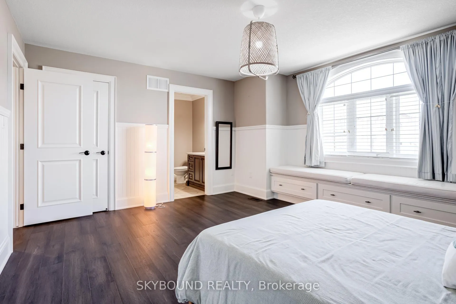 Photo 30 of 101 Seabreeze Crescent, Hamilton, Stoney Creek — HOMEH
