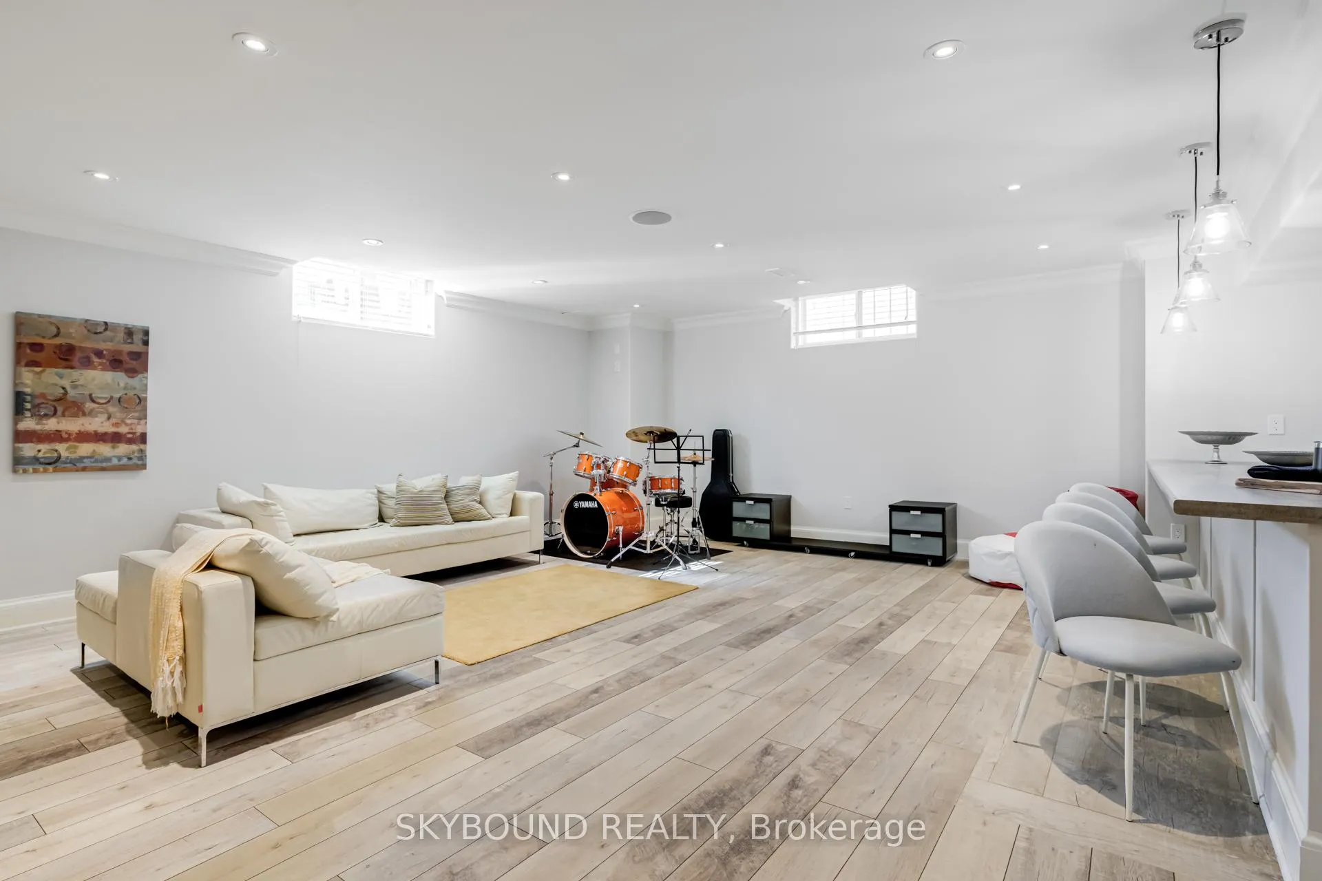 Photo 38 of 101 Seabreeze Crescent, Hamilton, Stoney Creek — HOMEH