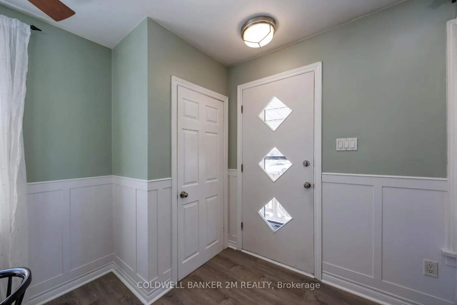 Photo 3 of 814 Downie Street, Peterborough, Northcrest Ward 5 — HOMEH