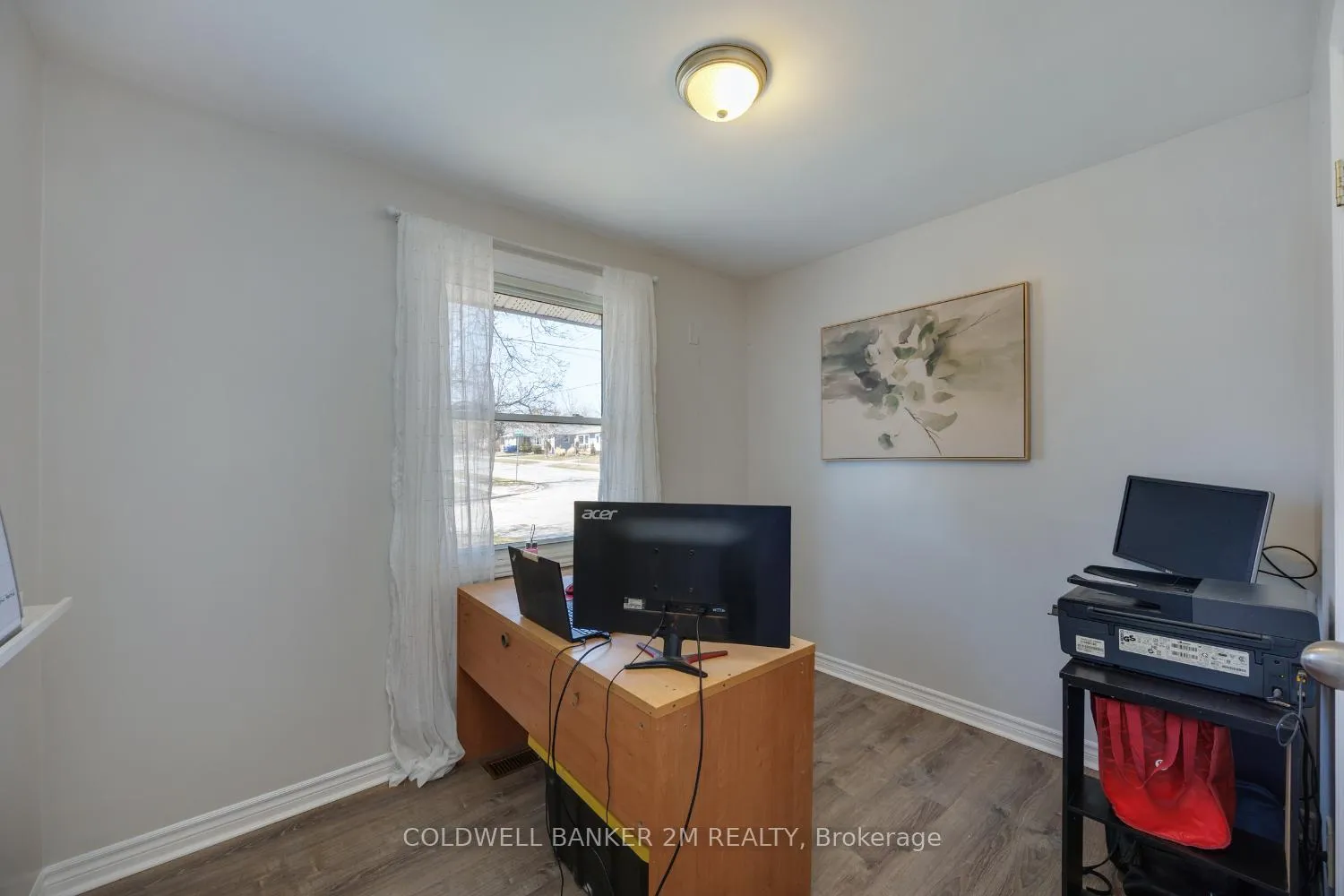 Photo 11 of 814 Downie Street, Peterborough, Northcrest Ward 5 — HOMEH